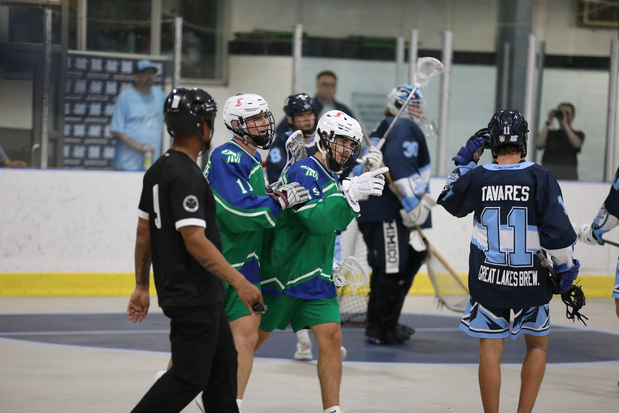 PETERBOROUGH LAKERS HAND MIMICO MOUNTAINEERS FIRST LOSS