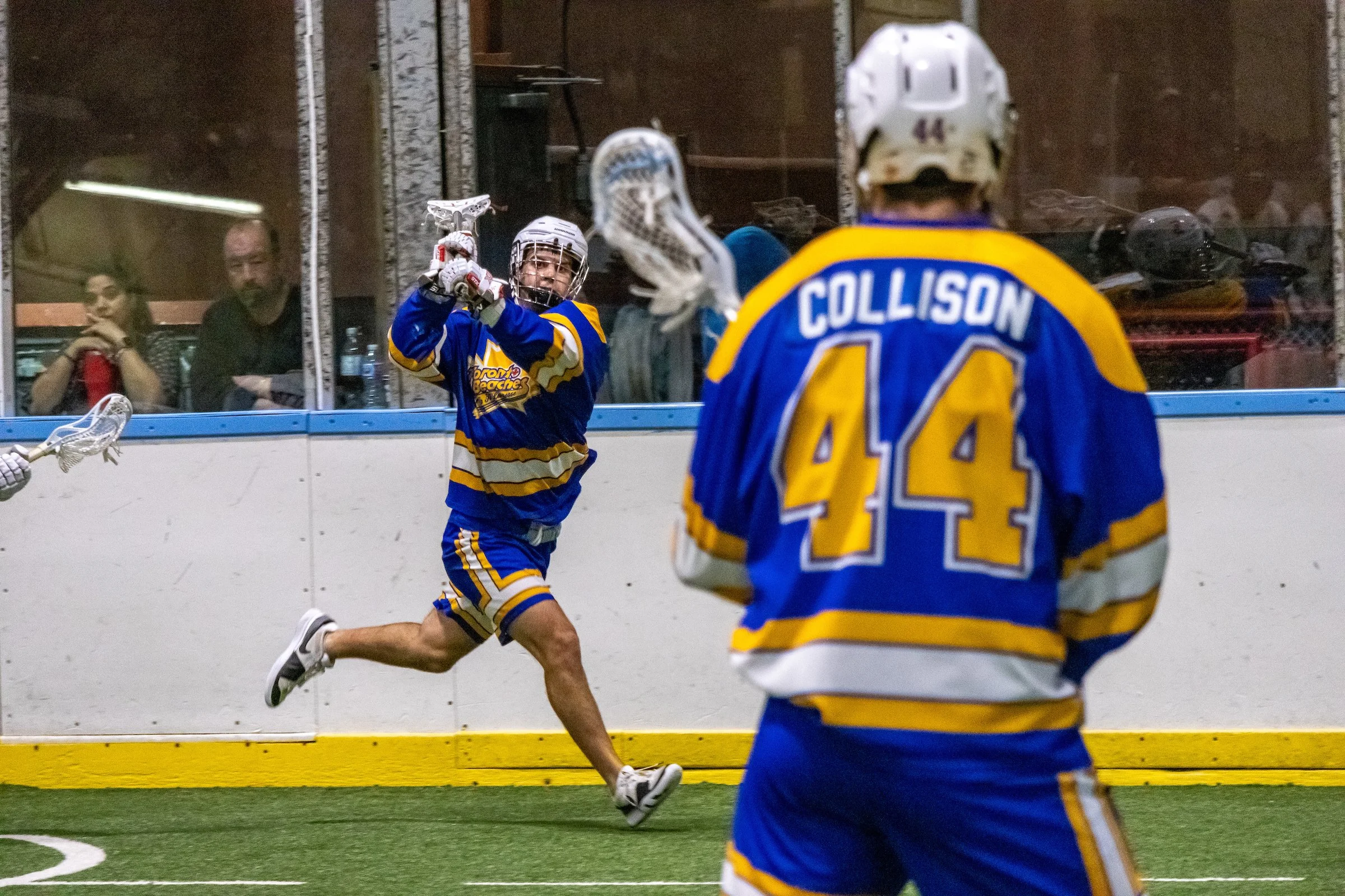 BEACHES BLOW AWAY BRAMPTON WITH BIG THIRD PERIOD 