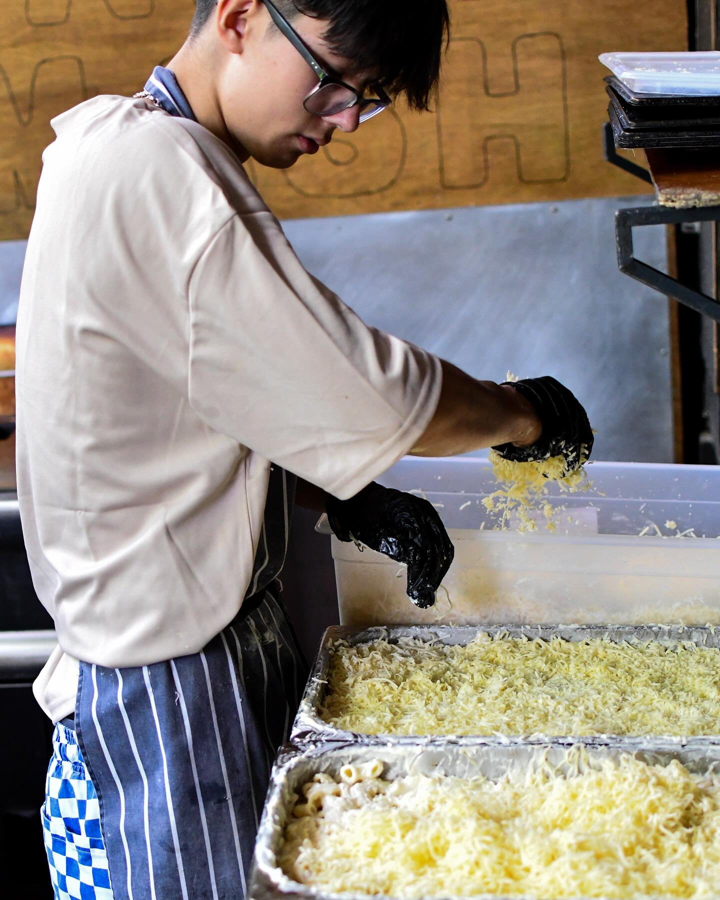 Our delicious Mac &amp; Cheese is made with over 3 Cheeses for maximum flavour 🧀

A top seller for us, and available on its own or with a choice of Fried Chicken, Pulled Pork or Bacon!