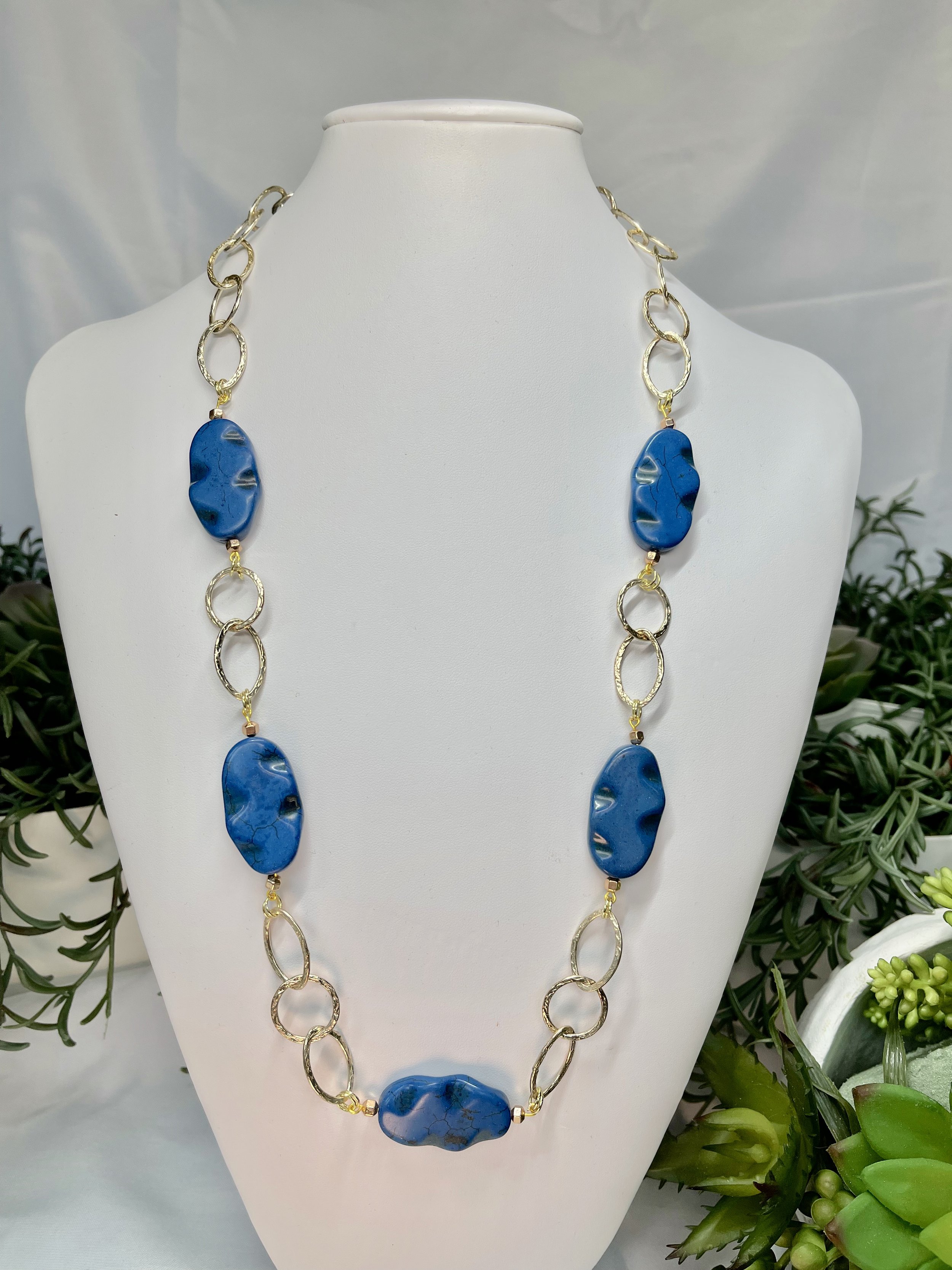 Blue Howlite Chain Necklace