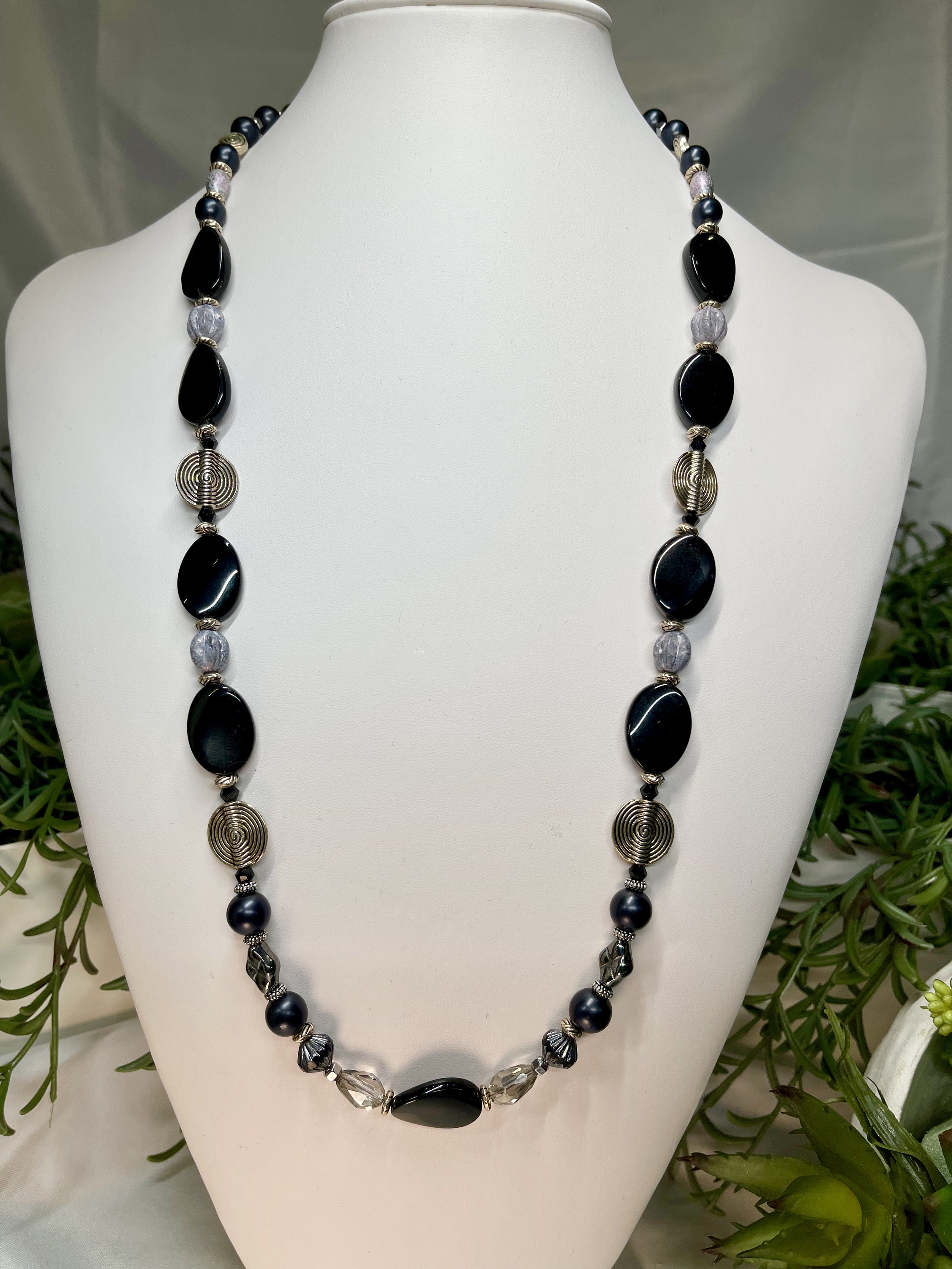 Onyx and Metal Necklace