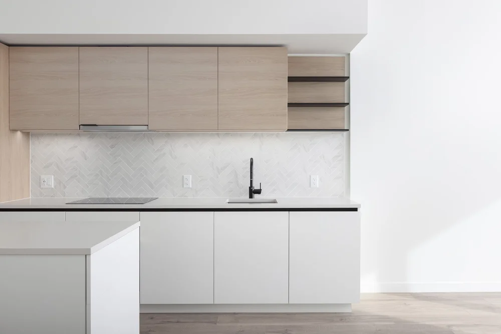 2703-13428 105 Ave - William Huang - 13.jpg