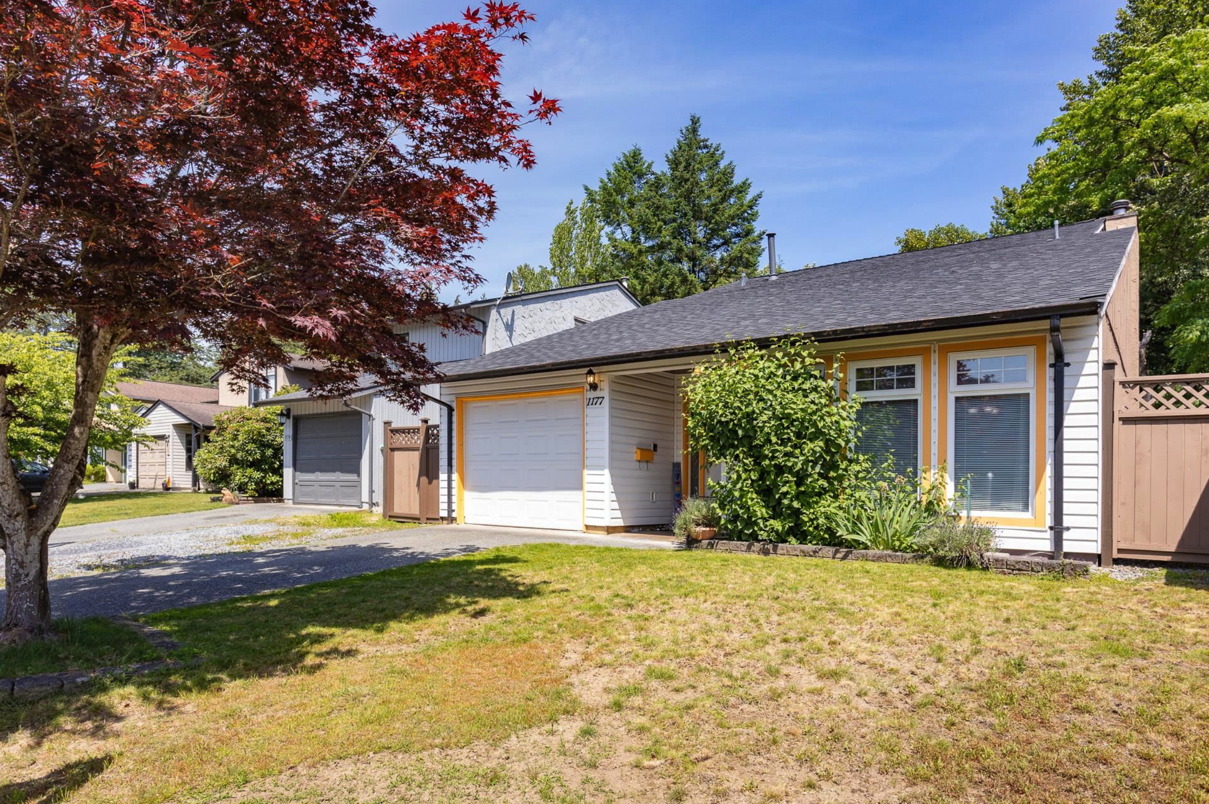 1177 Esperanza Dr, Coquitlam- $1,179,000