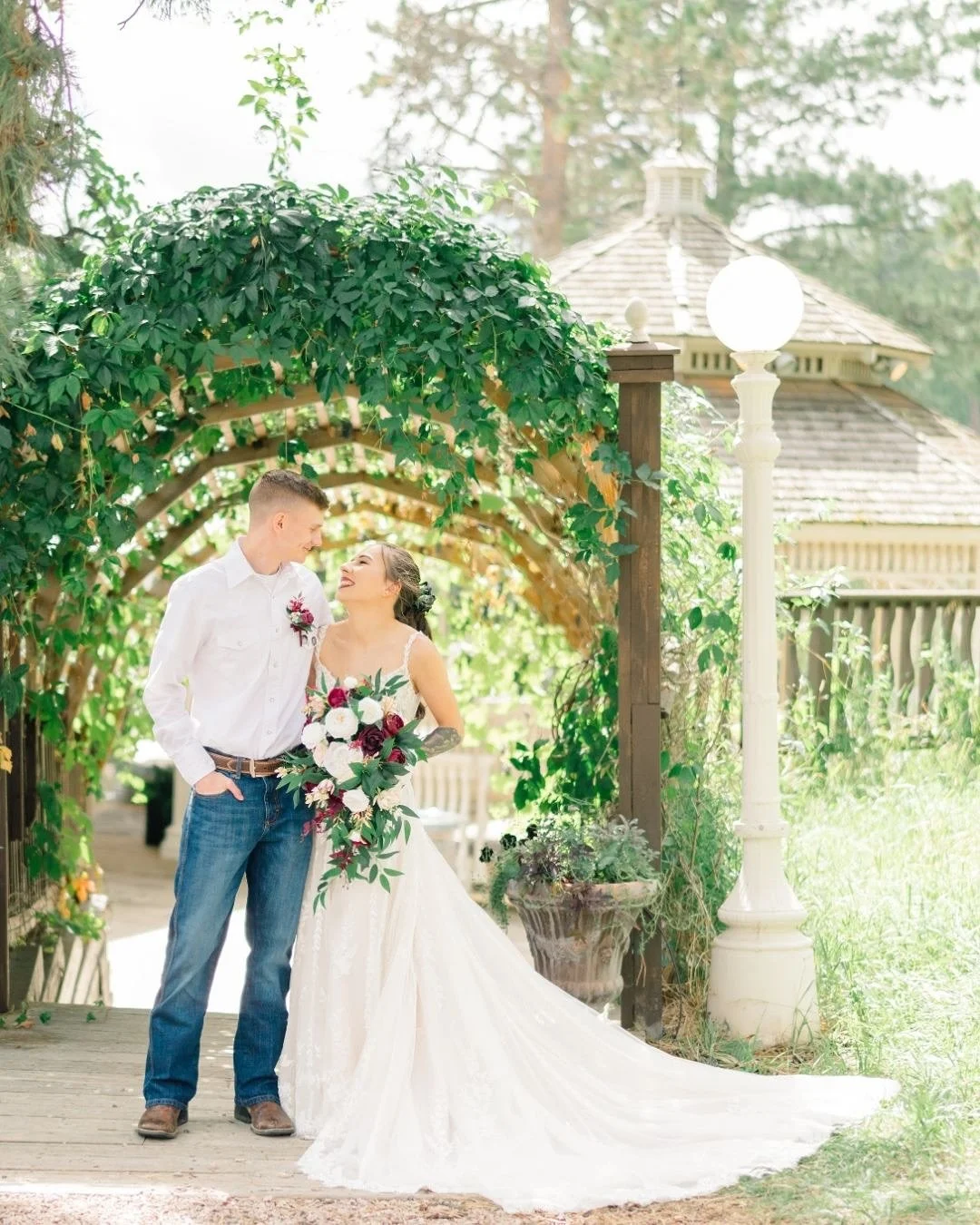 Ashlyn &amp; Bobby had an incredibly beautiful wedding at @black_hills_receptions yesterday! So many classic details and beautiful black accents 🖤 and I loved the dried flower petal toss after their ceremony. It made everything smell amazing. 

What