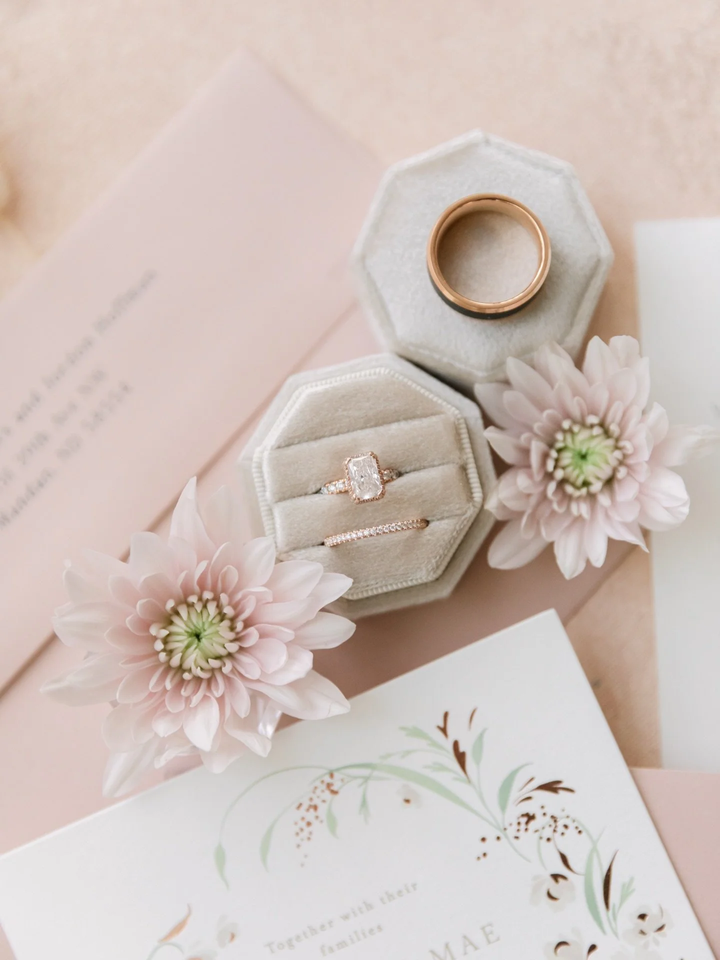 Friends &amp; past couples: can you drop your hair &amp; MUA recs? I have a few brides needing to book and the ones I&rsquo;ve recommended are either booked already or haven&rsquo;t gotten back to them. I know we have lots of talented hair &amp; make