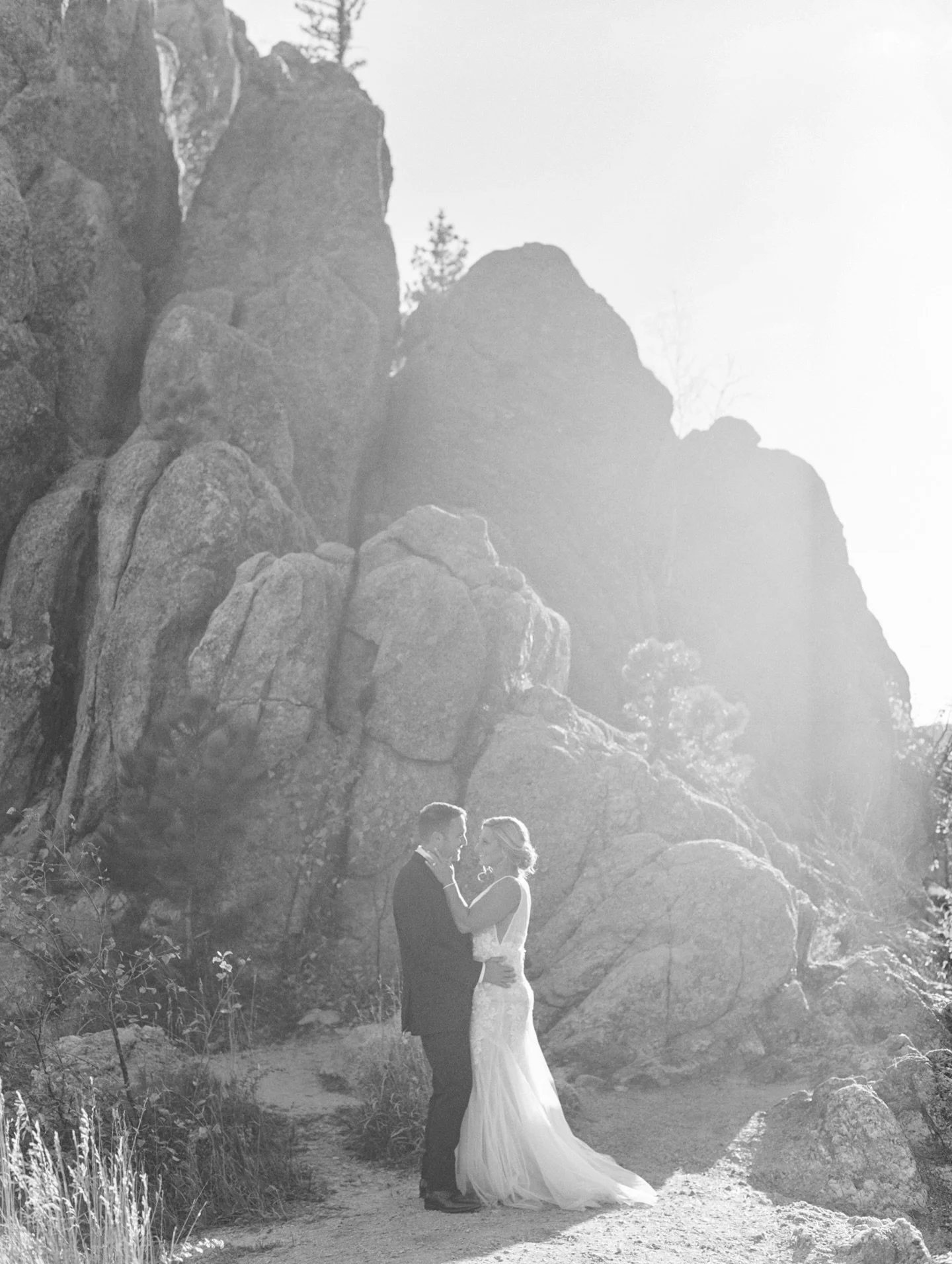 Happy Monday friends! I am finally recovering from a nasty illness and I feel like I&rsquo;ve gotten so behind the last few days. If you&rsquo;re waiting on a reply, I&rsquo;m doing my best to get back to everyone today. And I should have all galleri