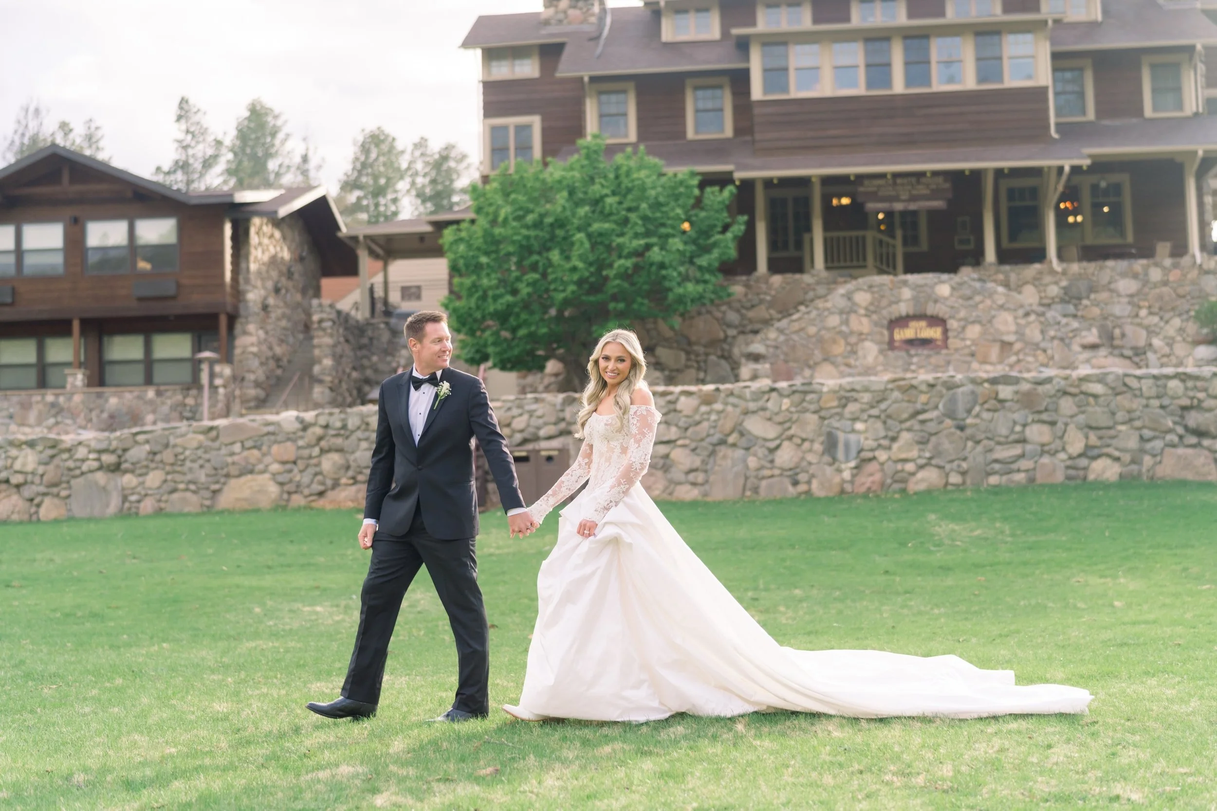 What a magical day celebrating with A + N last weekend in Custer State Park! This might be my favorite dress I&rsquo;ve ever photographed and one of the most memorable bridal entrances we&rsquo;ve seen. Truly the best day and what a fabulous official