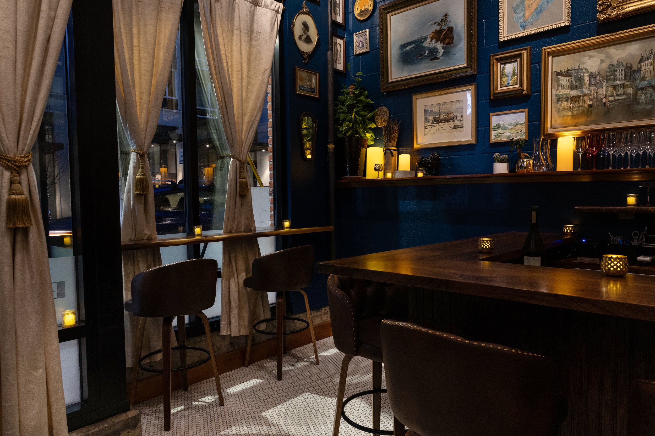 Buvons_Interior03 copy.jpg