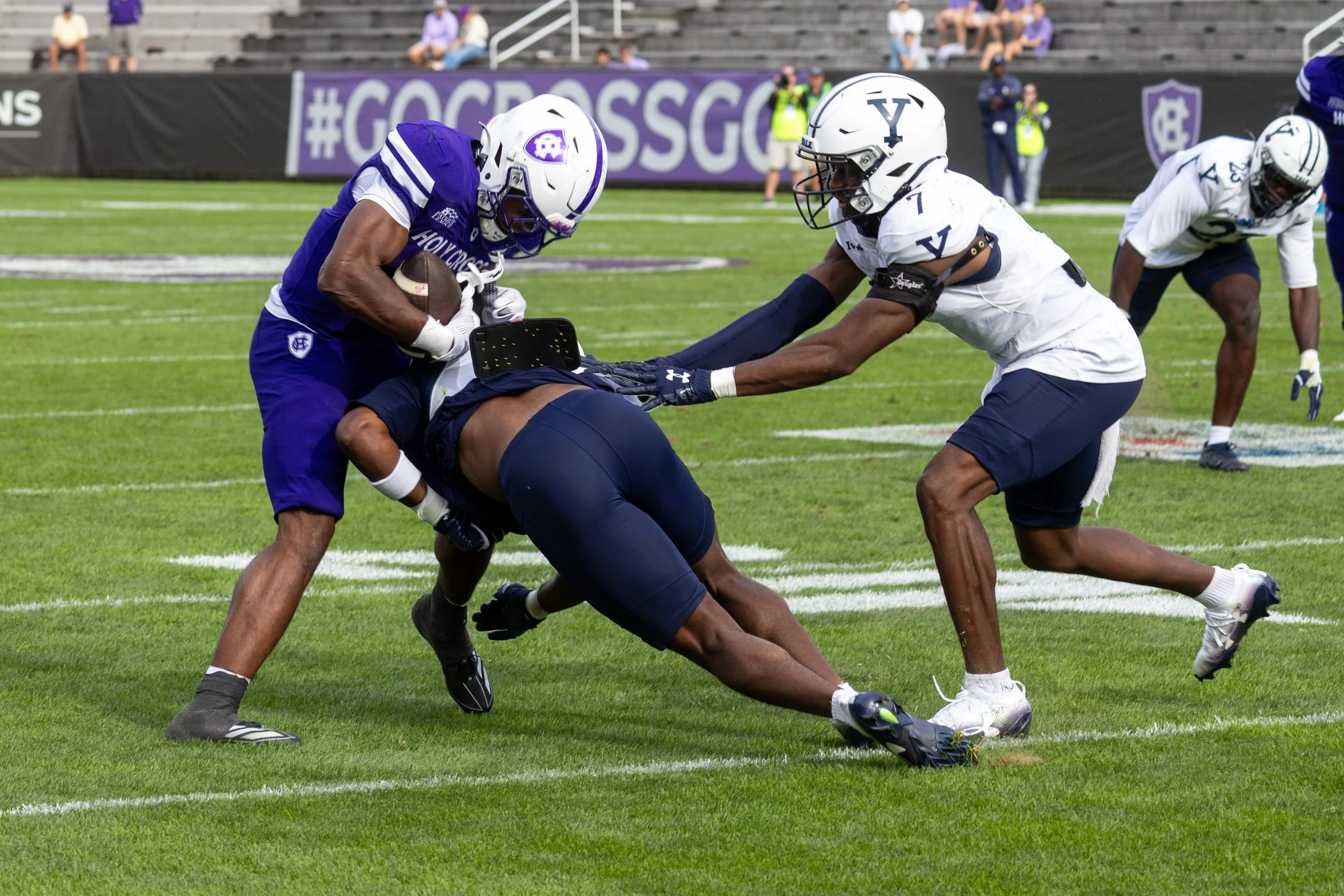 9.19 FB vs Yale-110.JPG
