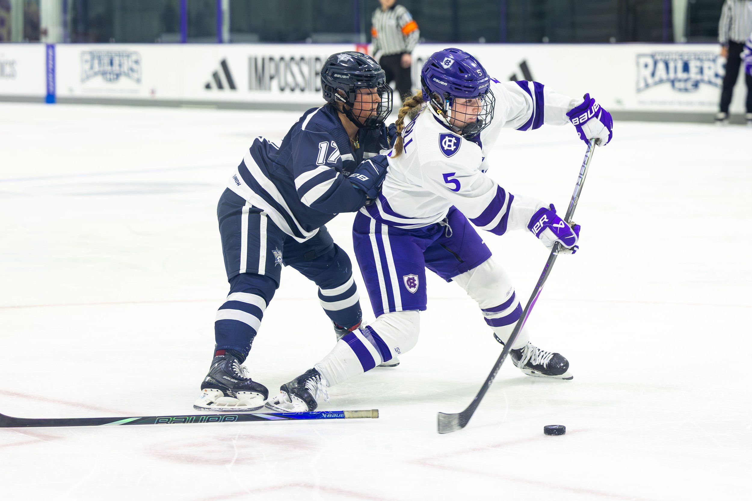 11_21_2025_GJO_WH Holy Cross vs UNH-3.JPG