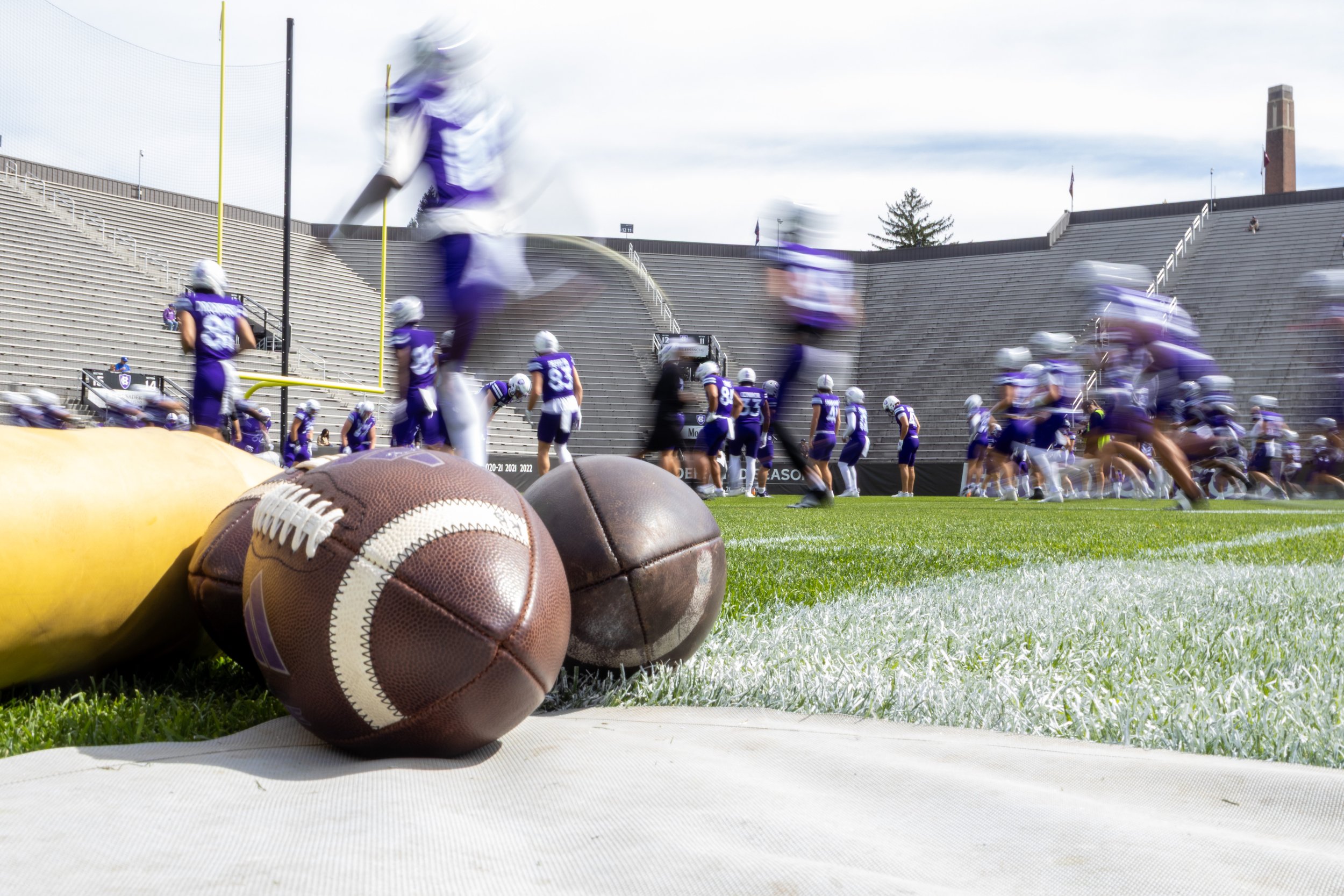 9.19 FB vs Yale-36.JPG