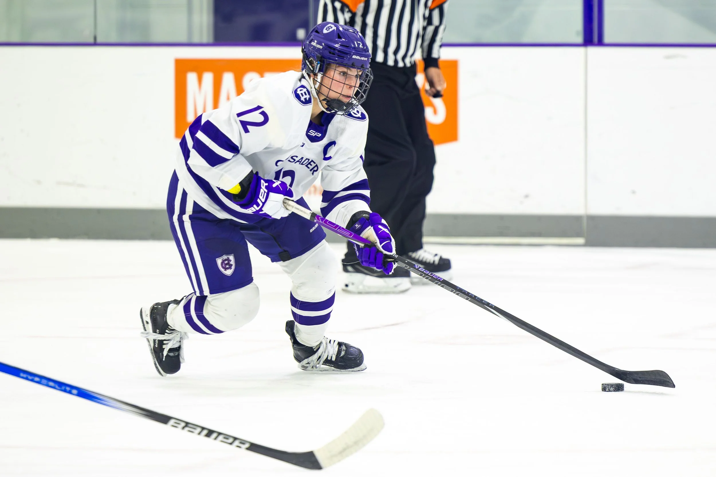 11_21_2025_GJO_WH Holy Cross vs UNH-6.JPG