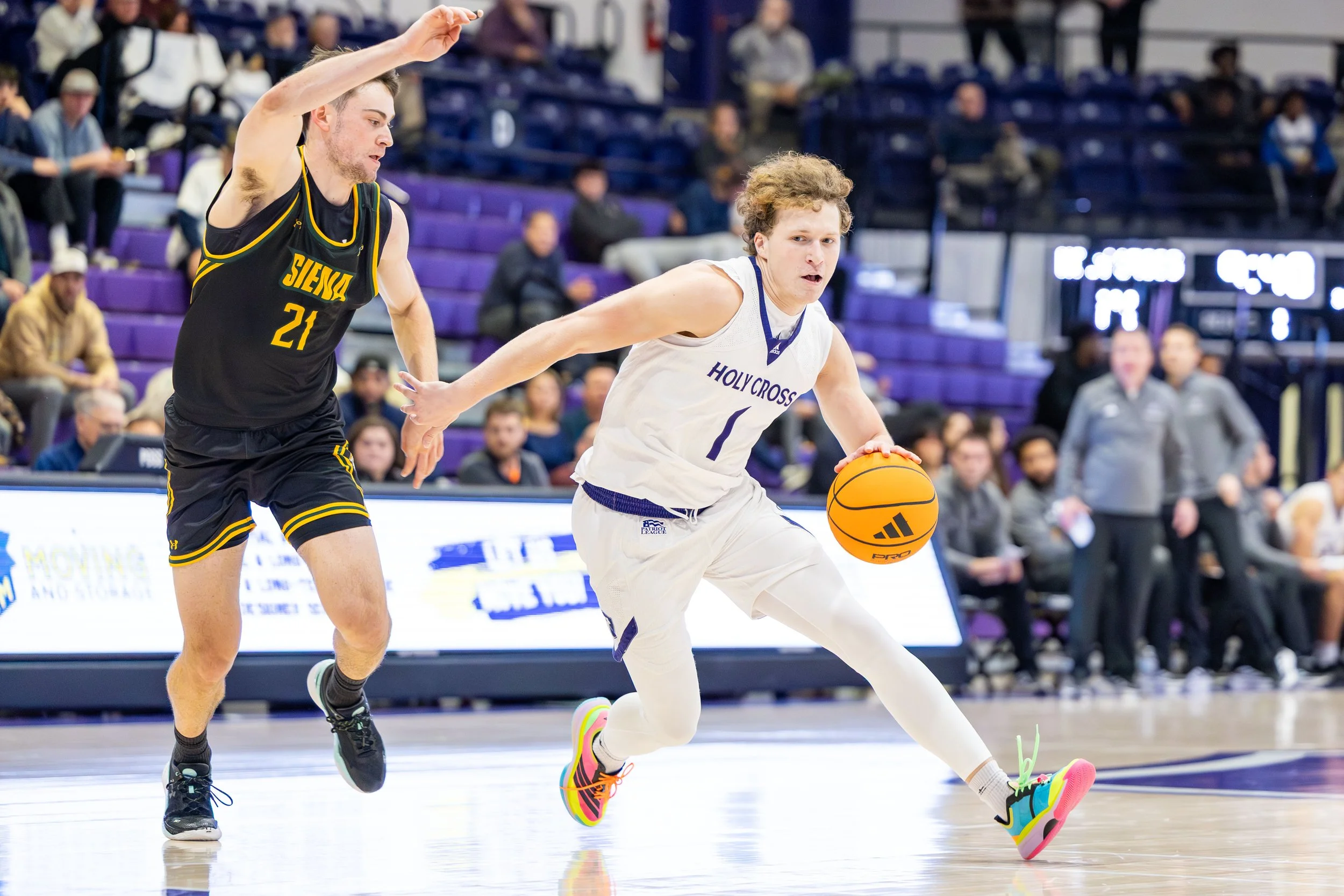 11_24_2025_GJO_MBB Holy Cross vs Siena-11.JPG