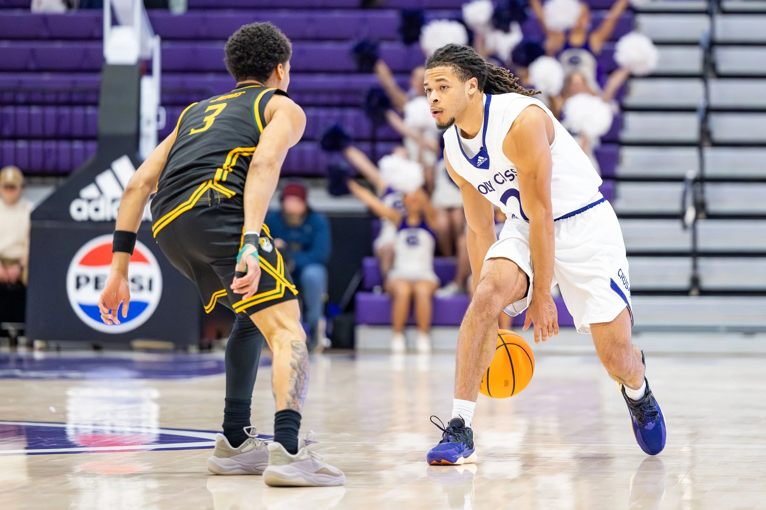 11_24_2025_GJO_MBB Holy Cross vs Siena-9.JPG