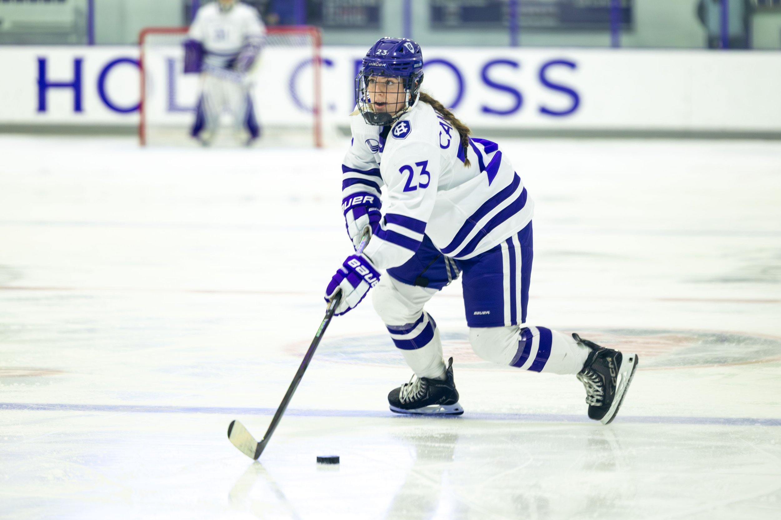 11_21_2025_GJO_WH Holy Cross vs UNH-29.JPG