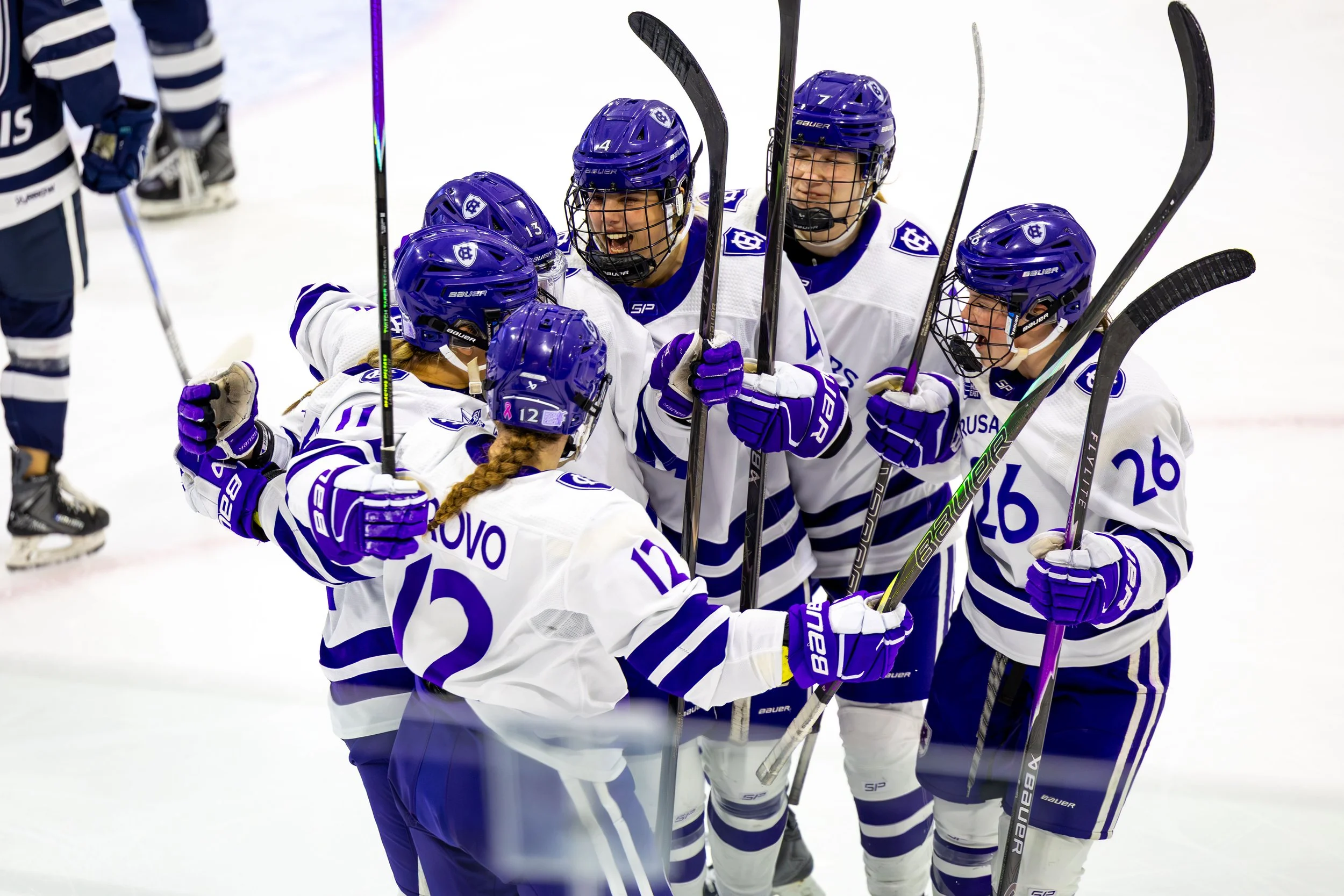 11_21_2025_GJO_WH Holy Cross vs UNH-22.JPG