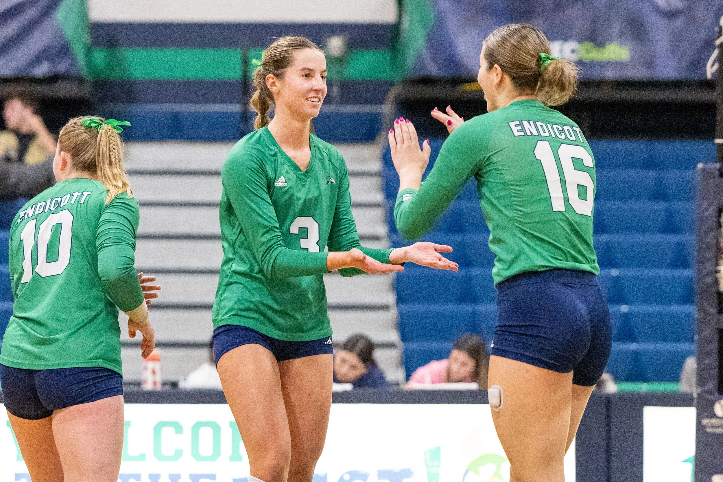 10_10_2025_GJO_WVB vs Babson-41.JPG