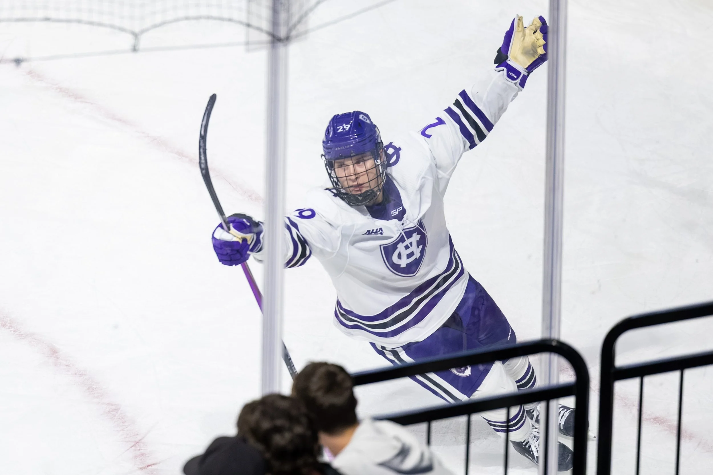 10.3 MHOC vs Maine-47.JPG