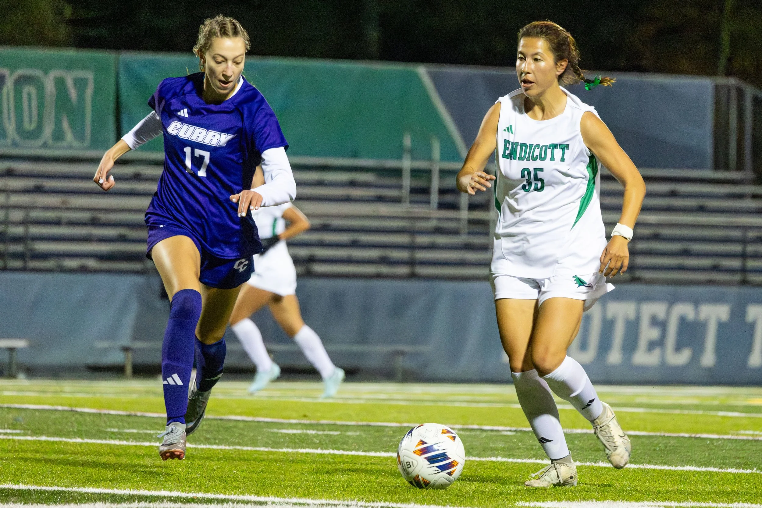 10_22_2025_GJO_WSOC vs Curry-21.JPG