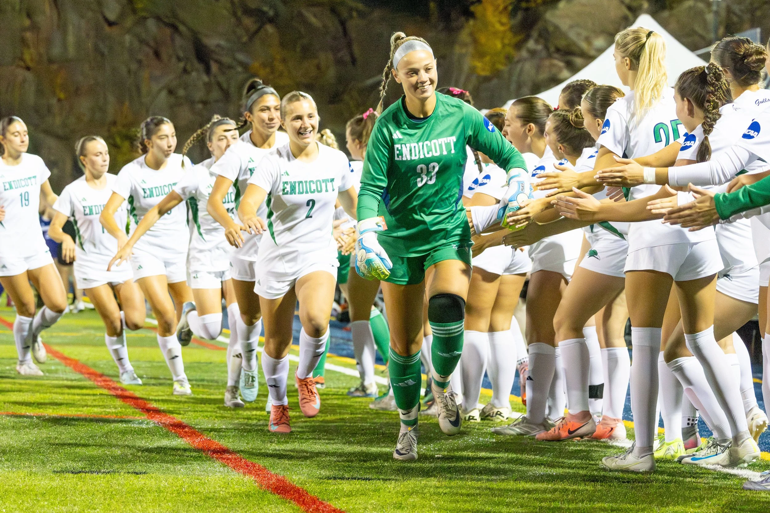 10_22_2025_GJO_WSOC vs Curry-2.JPG