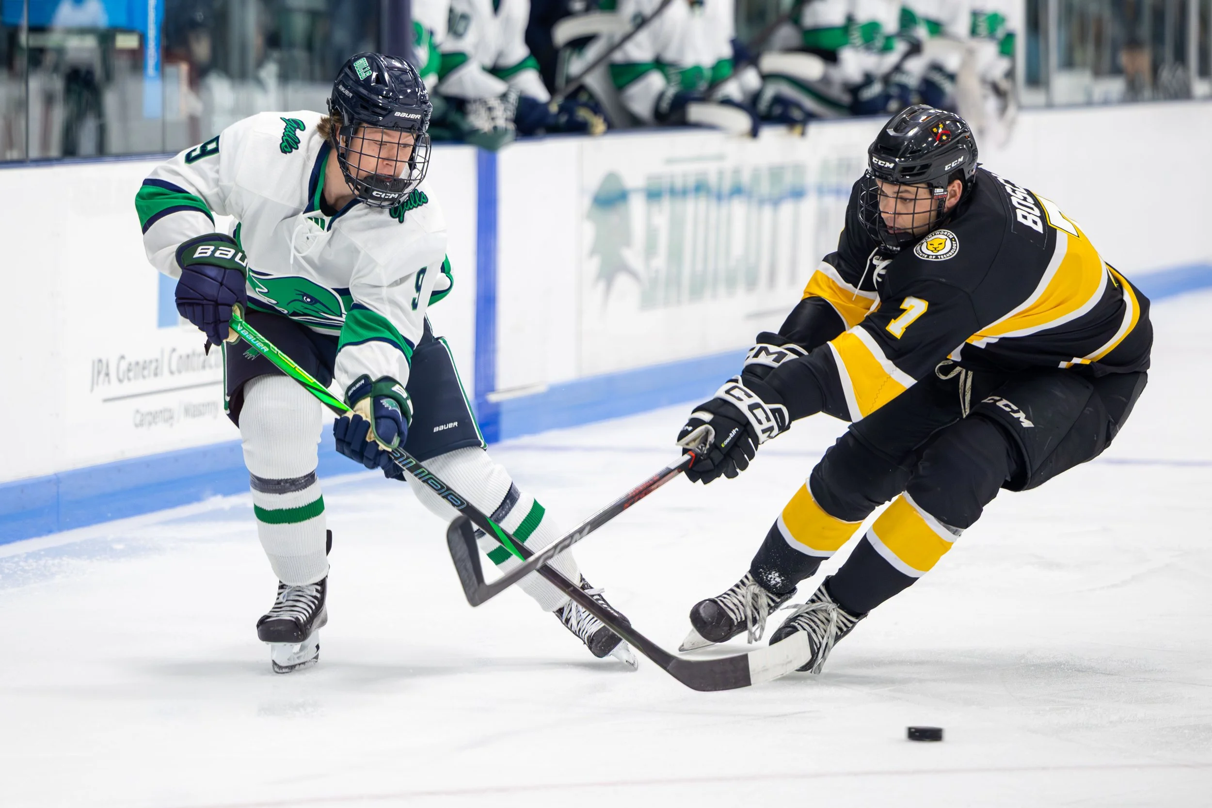 11_15_2025_GJO_MH vs Wentworth-13.JPG