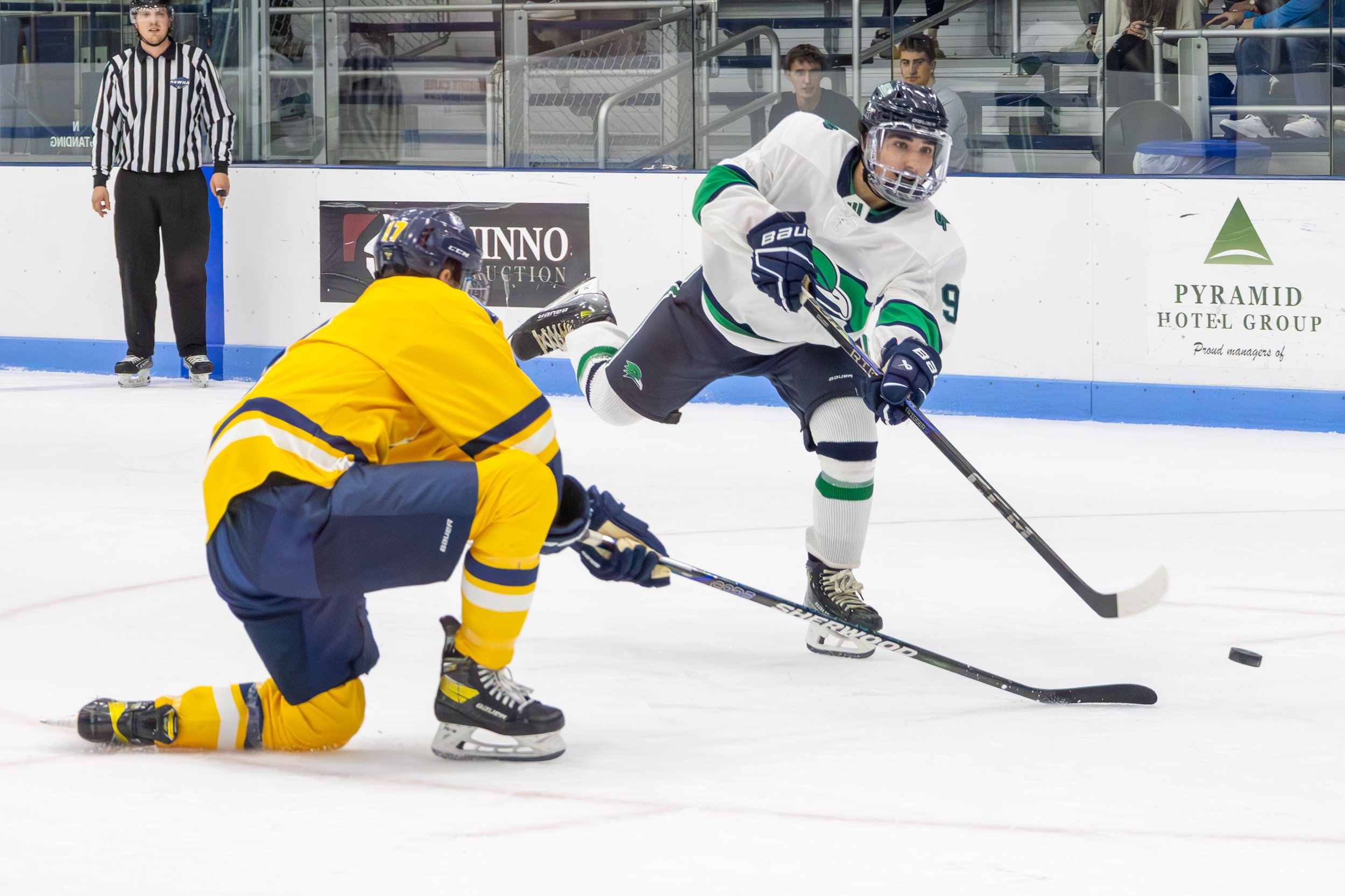 11_1_2024_GJO_MH vs Southern Maine-82.JPG