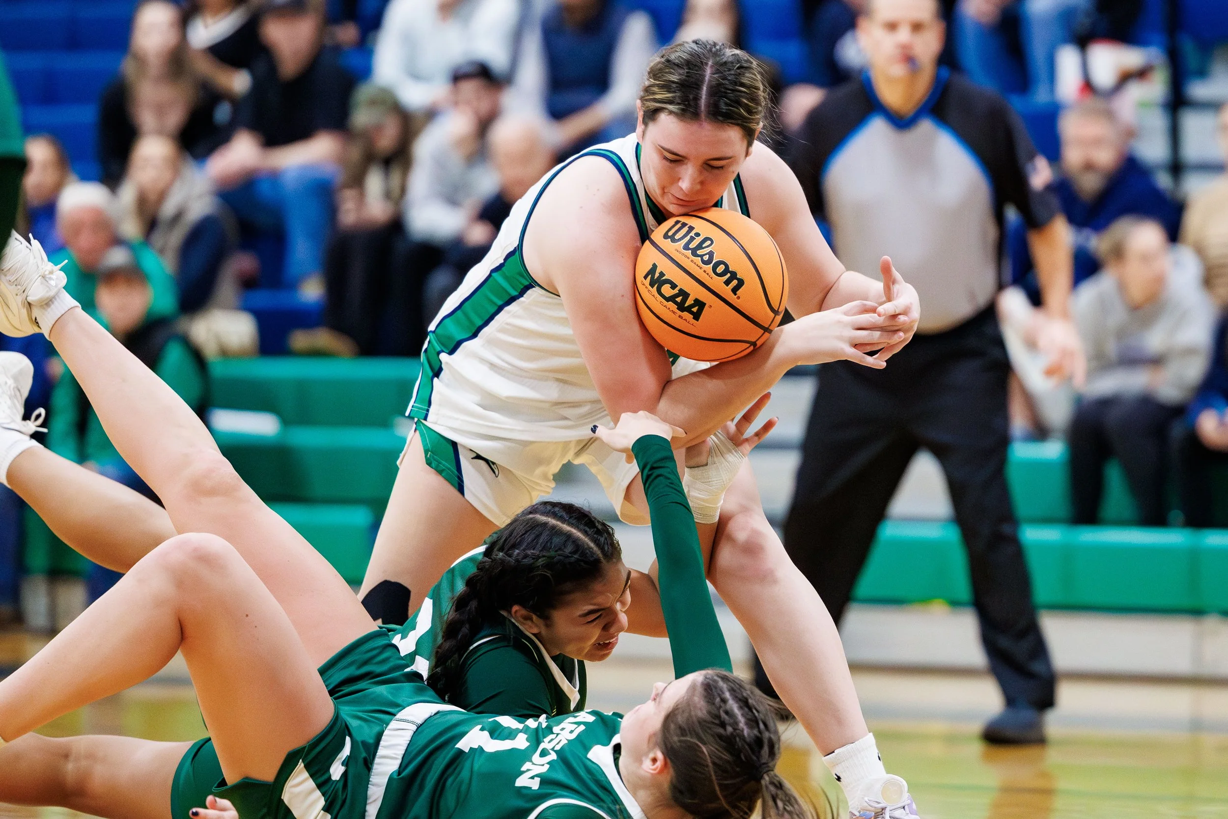 11_14_2025_GJO_WBB vs Babson-7.JPG
