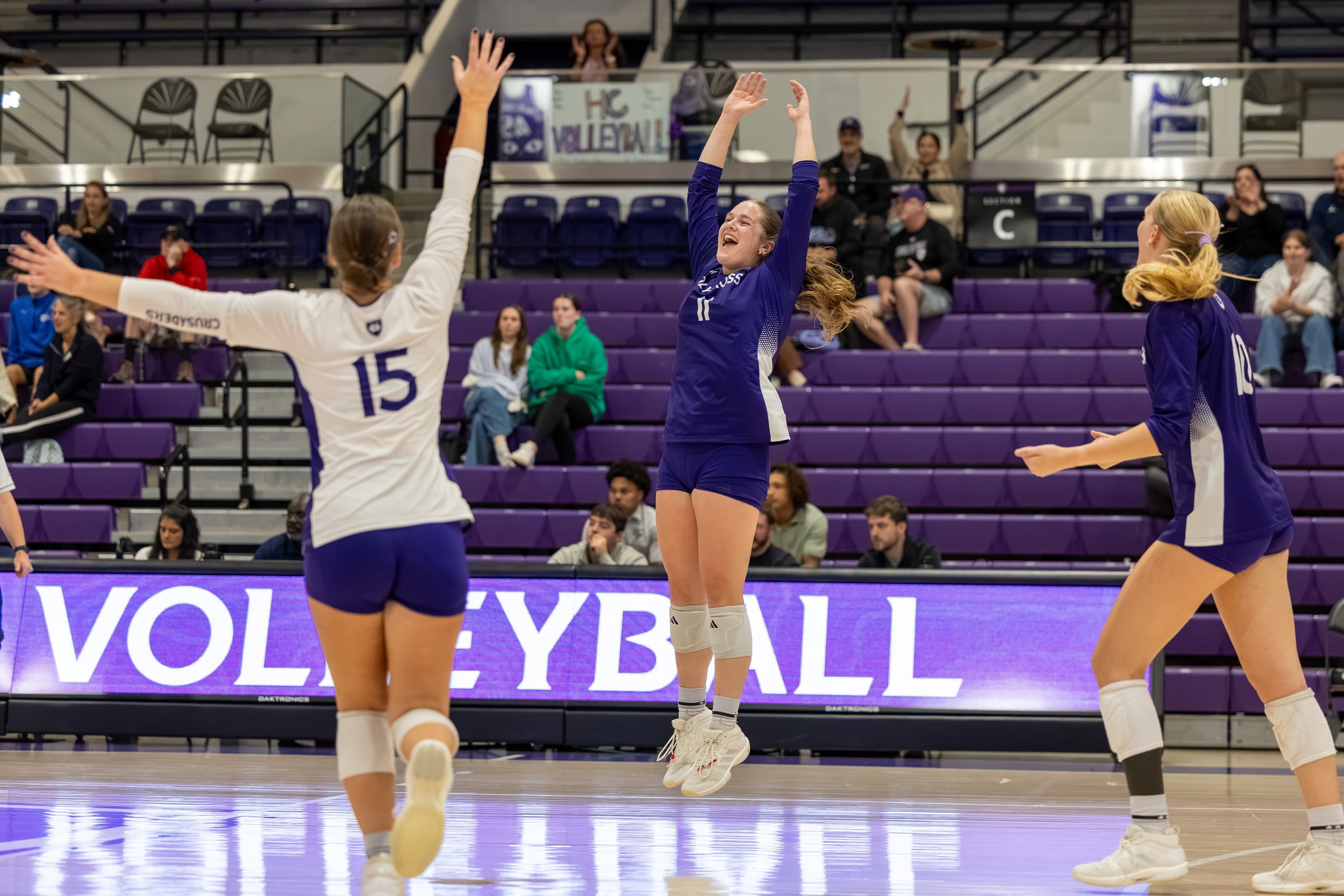 10.6 WVB vs Bryant-28.JPG