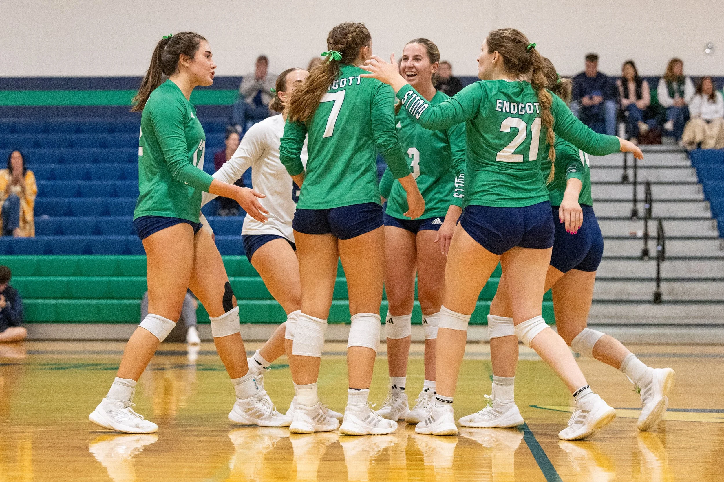 10_10_2025_GJO_WVB vs Babson-24.JPG