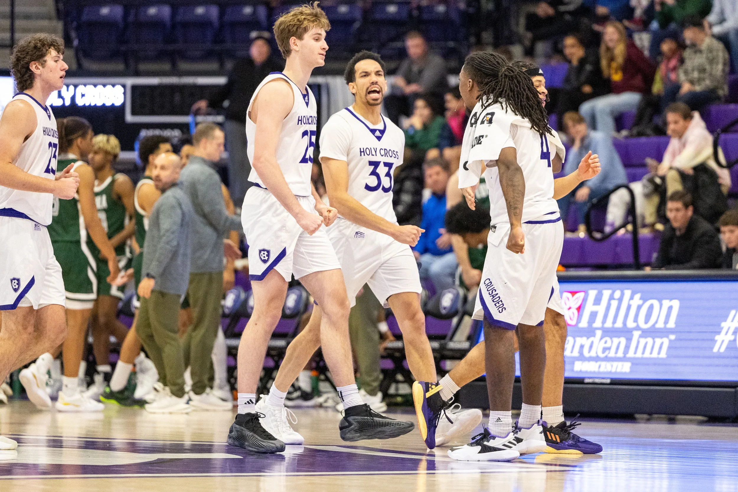 1_2_2025_GJO_MBB Holy Cross vs Loyola MD-40.JPG
