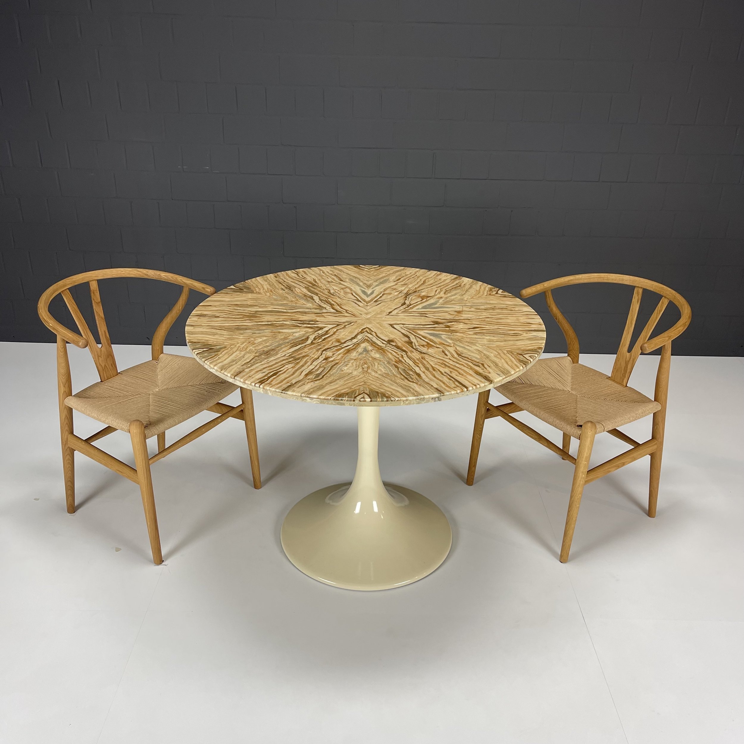 sold / marble table 100 cm / 1390€ / ff04