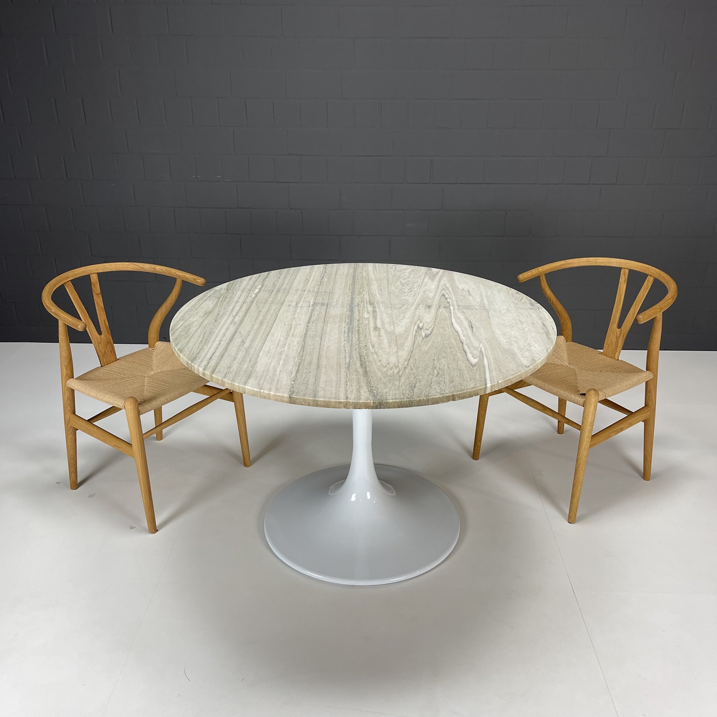 reserved / marble table 110 cm / 890€ / ff15