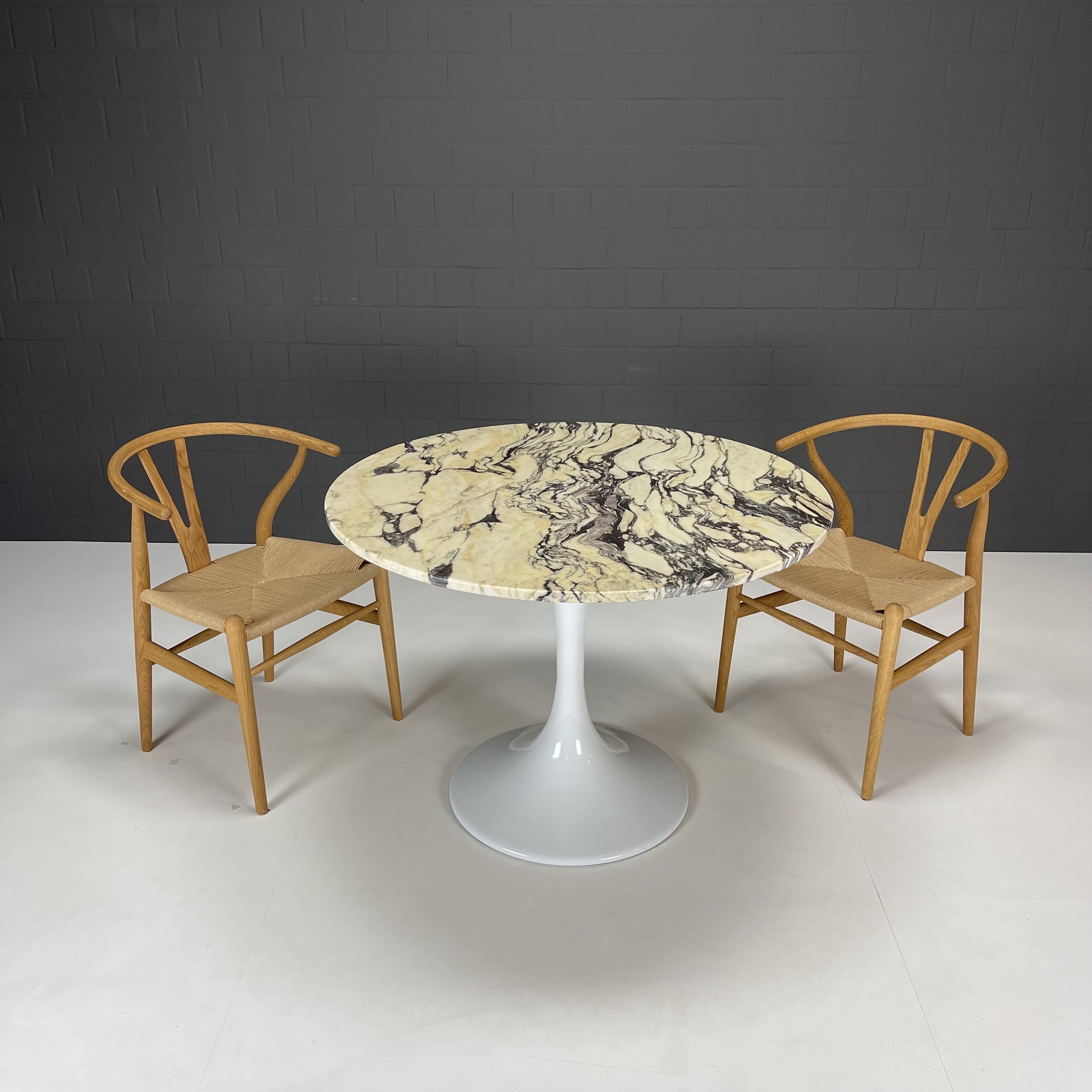 sold / marble table 100 cm / 1390€ / ff06