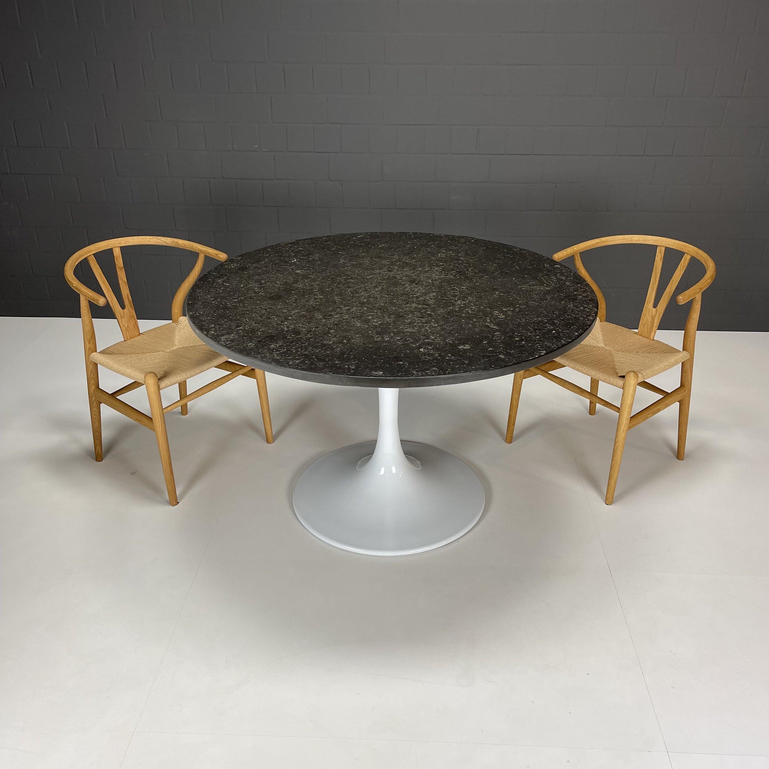 sold / marble table 120 cm / 1390€ //ff21