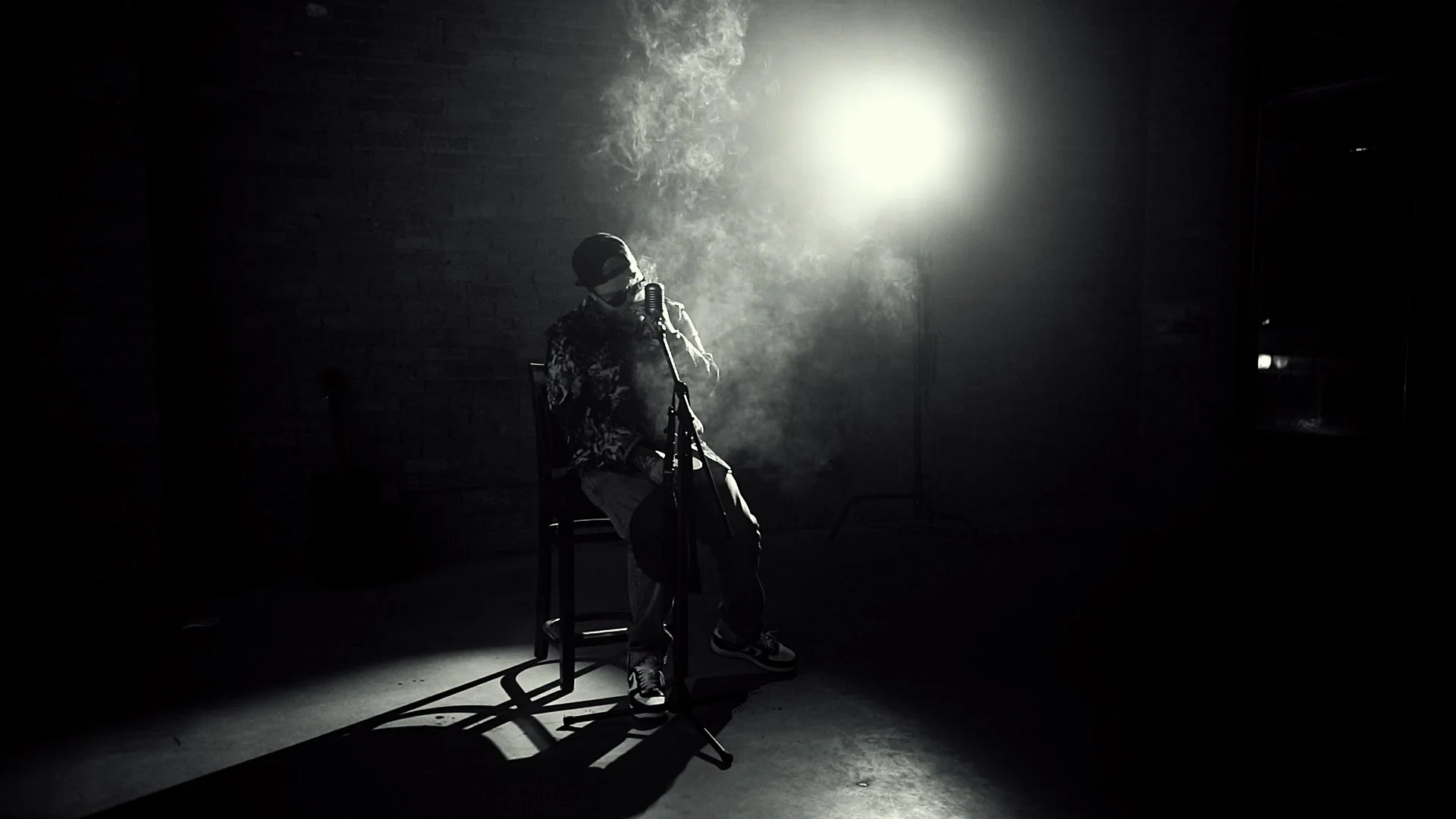 400 HOURS - LOUIS B (2023)