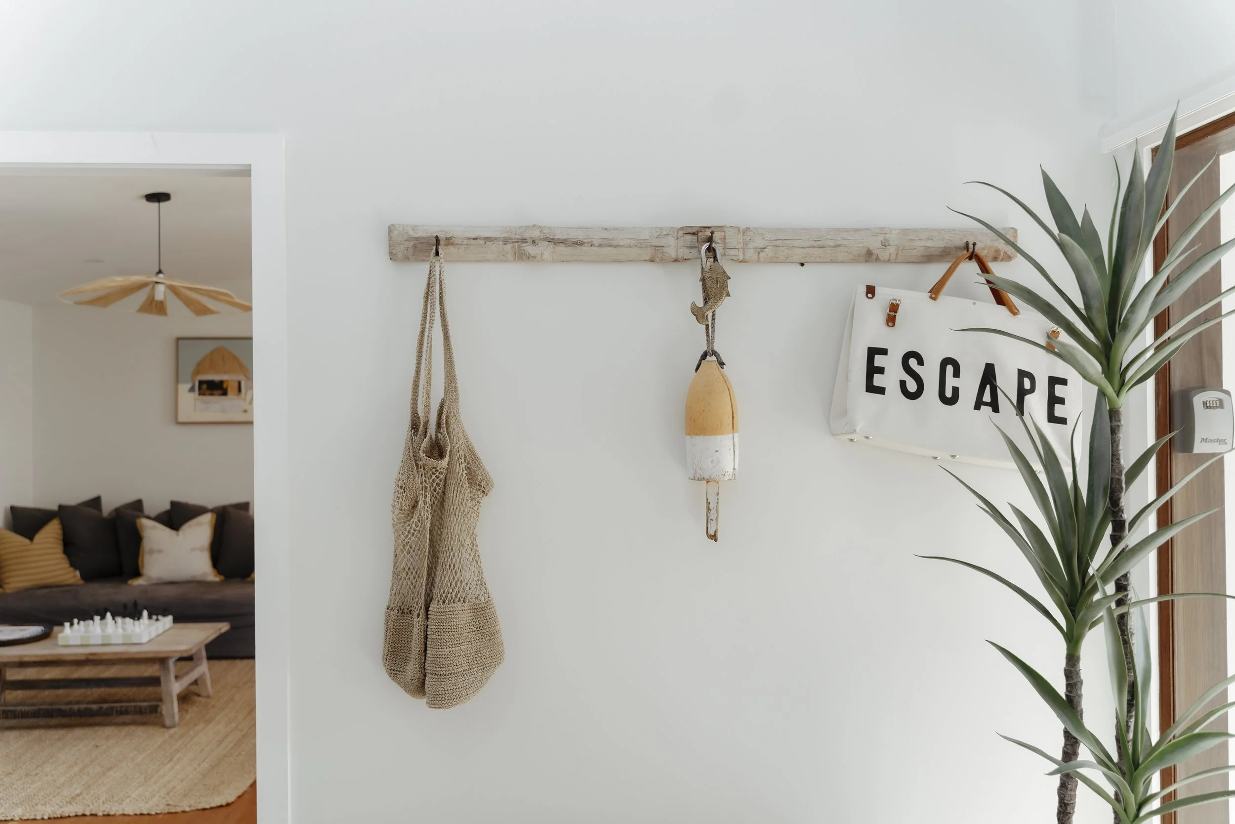 Oyster Catcher Huskisson Escape