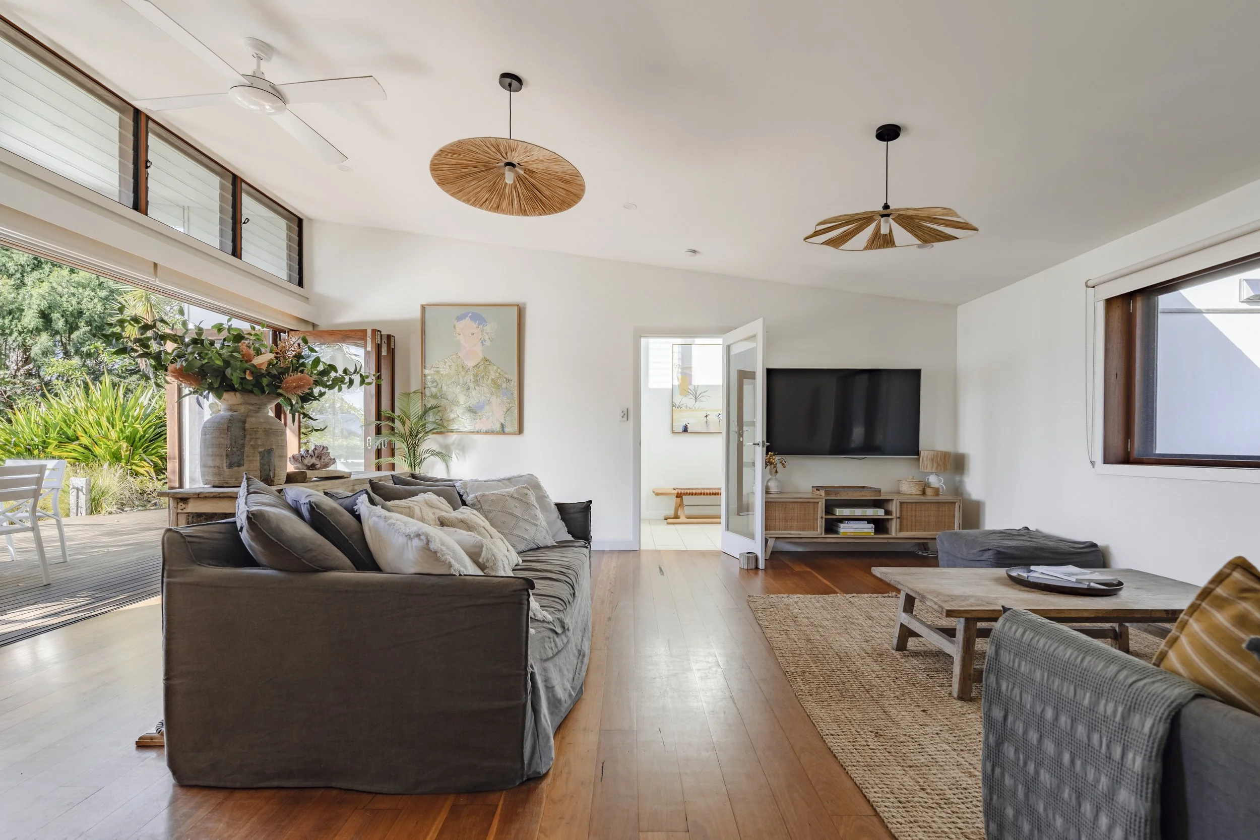 Oyster Catcher Huskisson Living 2