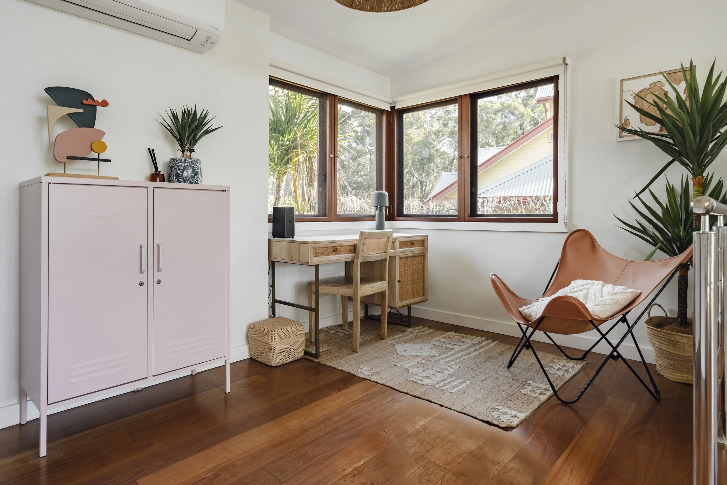 Oyster Catcher Huskisson study