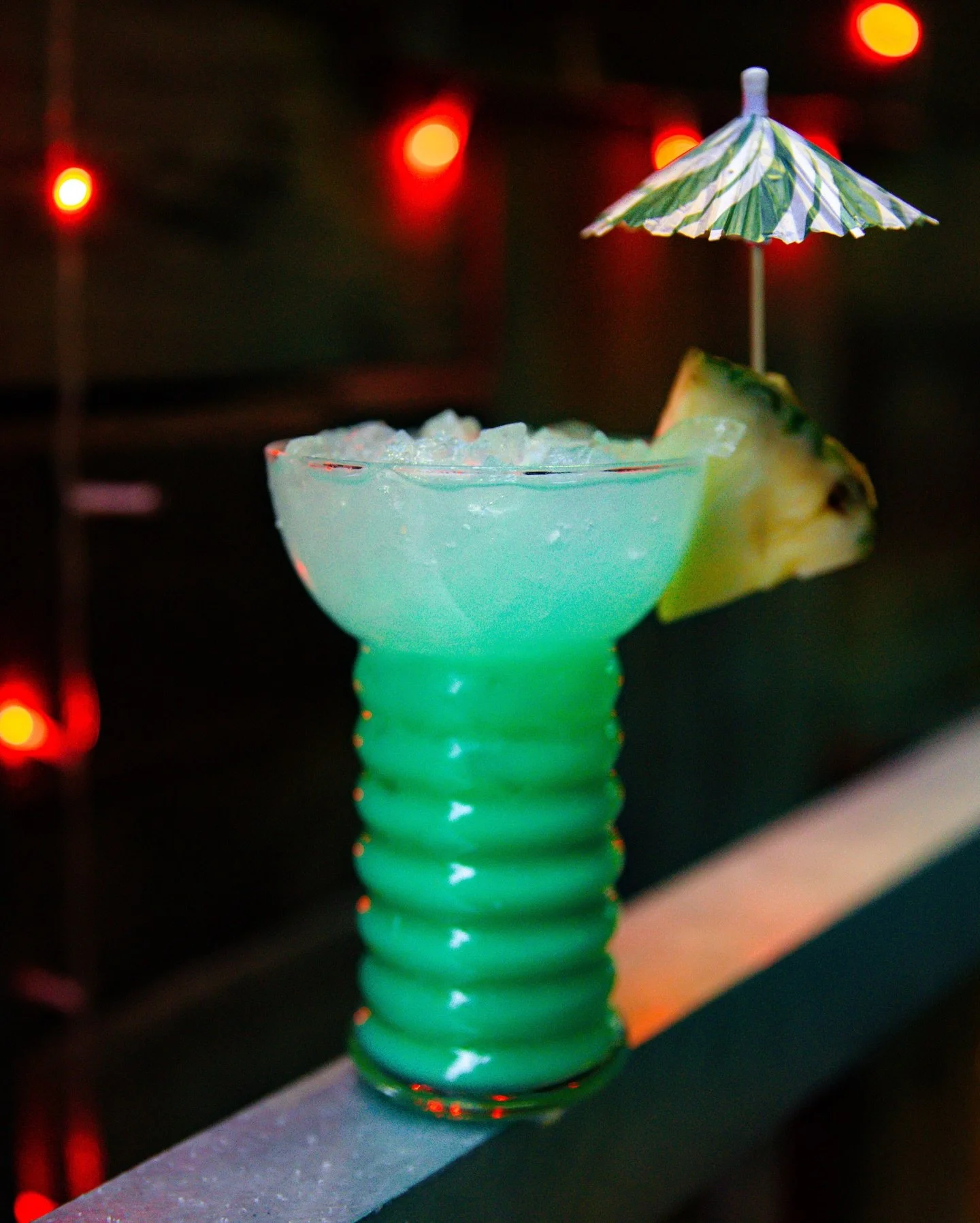 All the holiday fun, without the booze : Designated Sledder is an NA cocktail made with lime, coconut, pineapple, pandan syrup, + tonic water 🍹