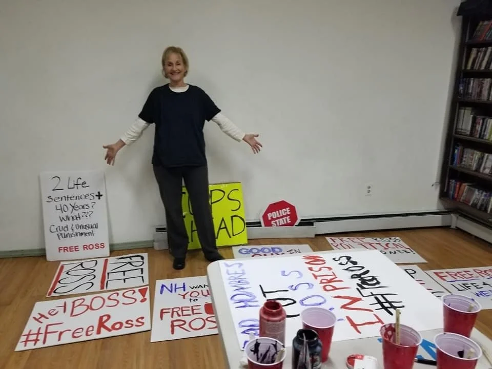 In 2020, Lyn Ulbricht joined Free Staters at the Quill to prepare Free Ross signs for deployment at a Trump campaign rally.