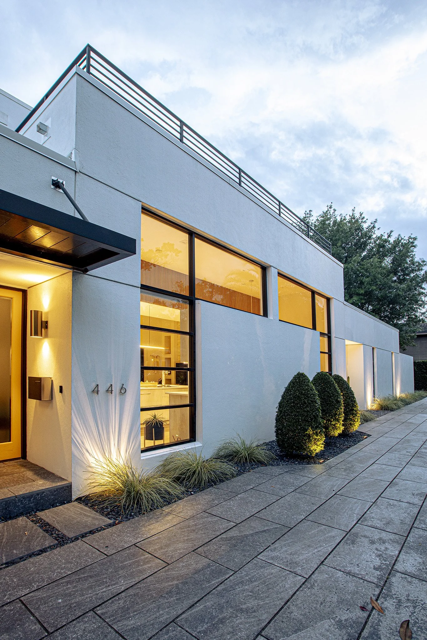 modern-home-winter-park-fl-446-melrose-32-exterior-front-evening-lighting.jpg