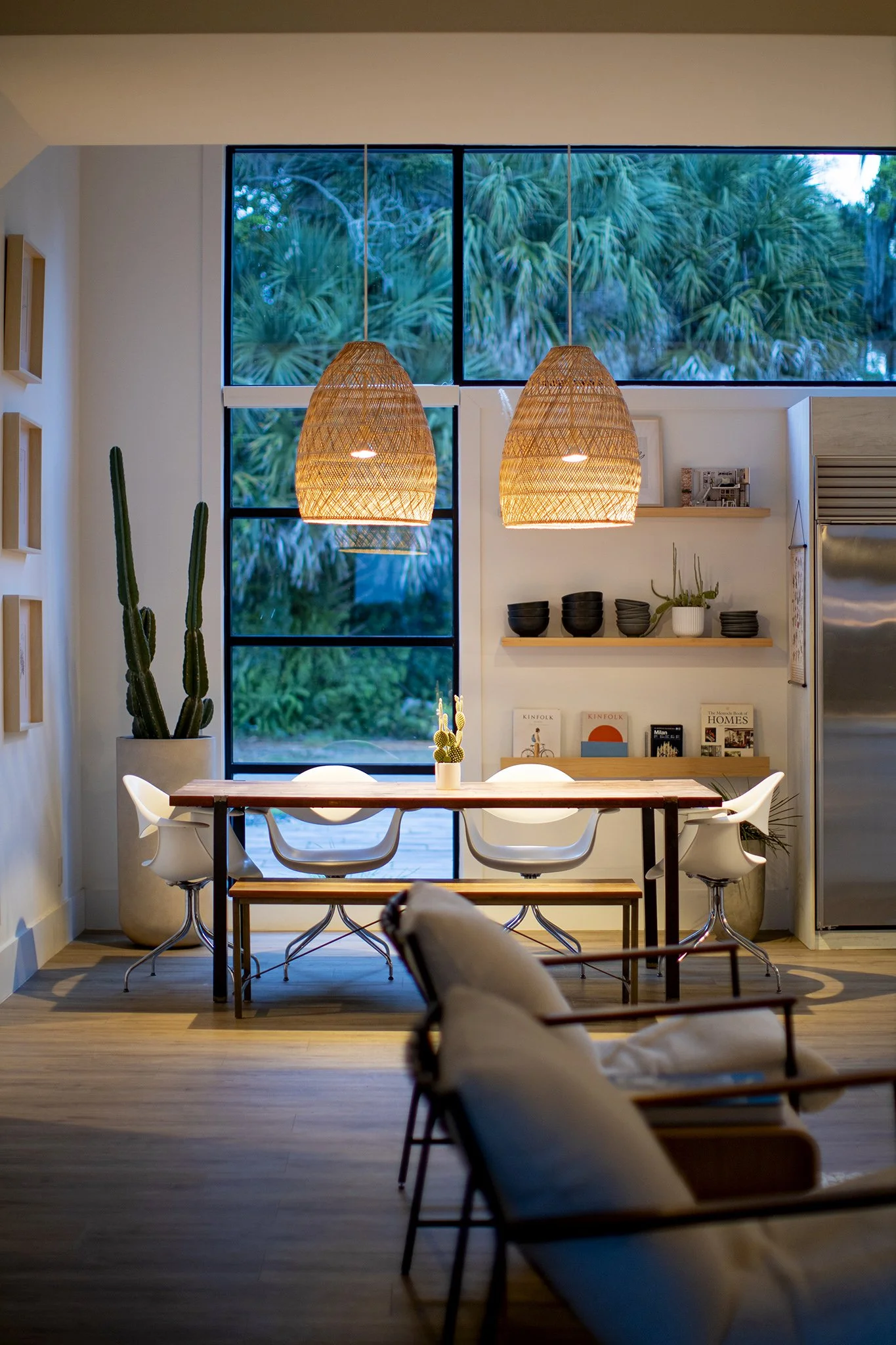 modern-home-winter-park-fl-446-melrose-30-dining-room-pendant-lightin.jpg