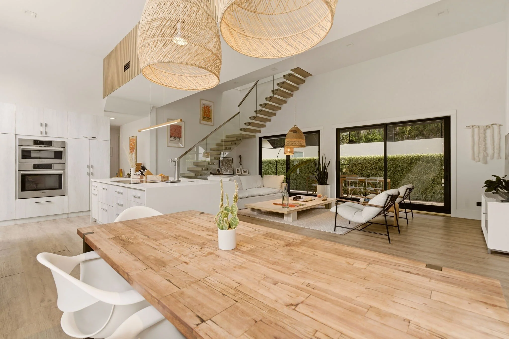 modern-home-winter-park-fl-446-melrose-05-living-room-floating-staircase.jpg