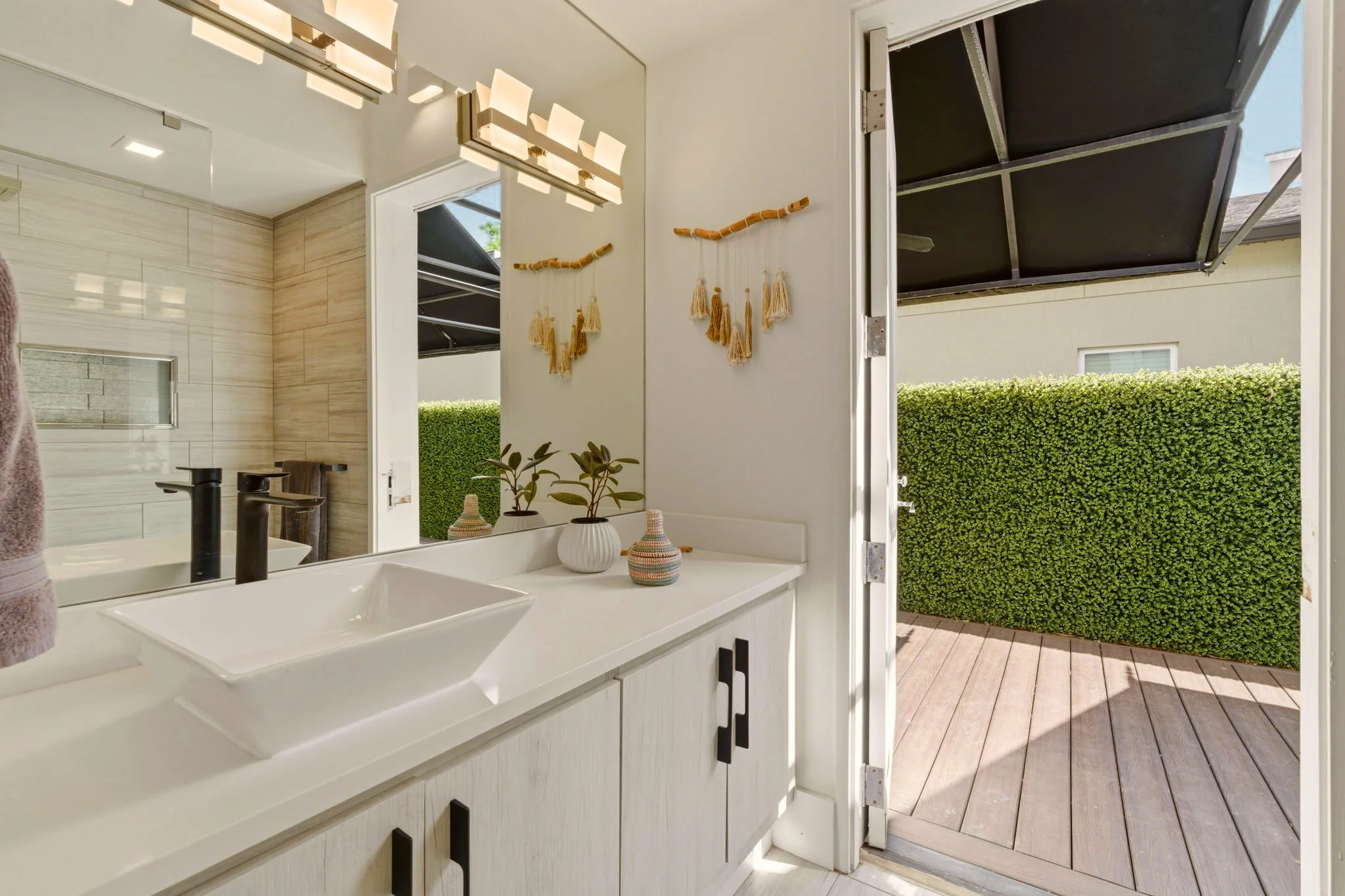 modern-home-winter-park-fl-446-melrose-18-second-floor-office.jpg