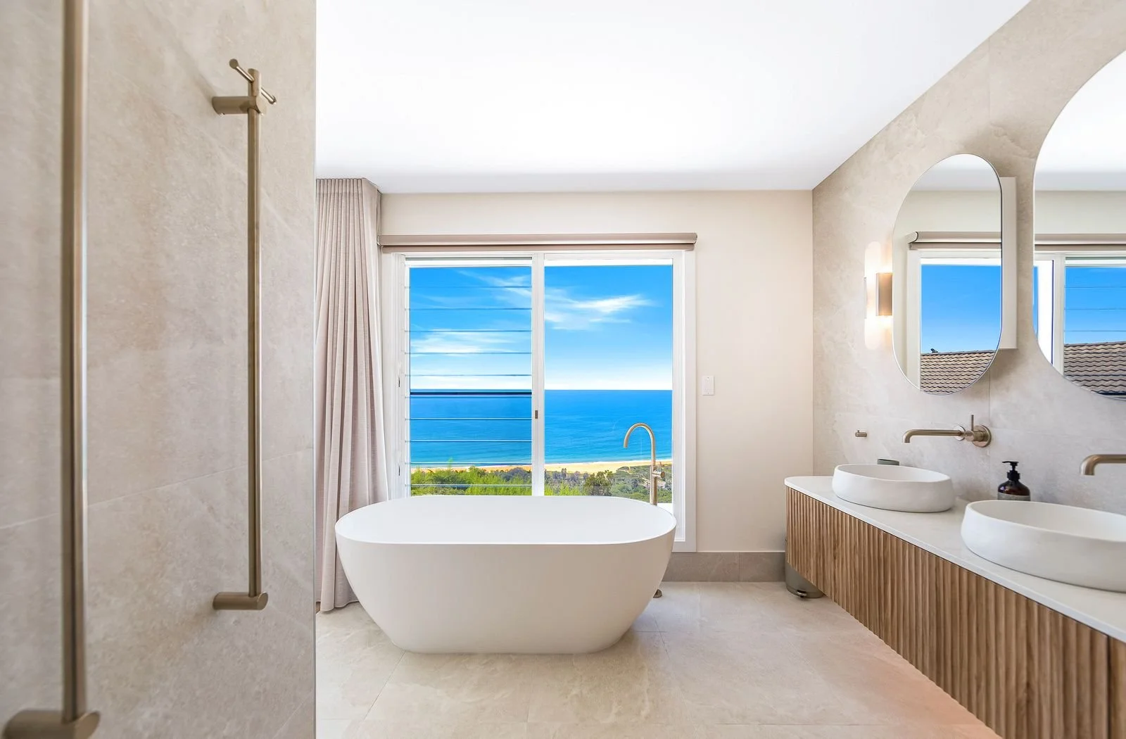 Master Bath Website.jpg