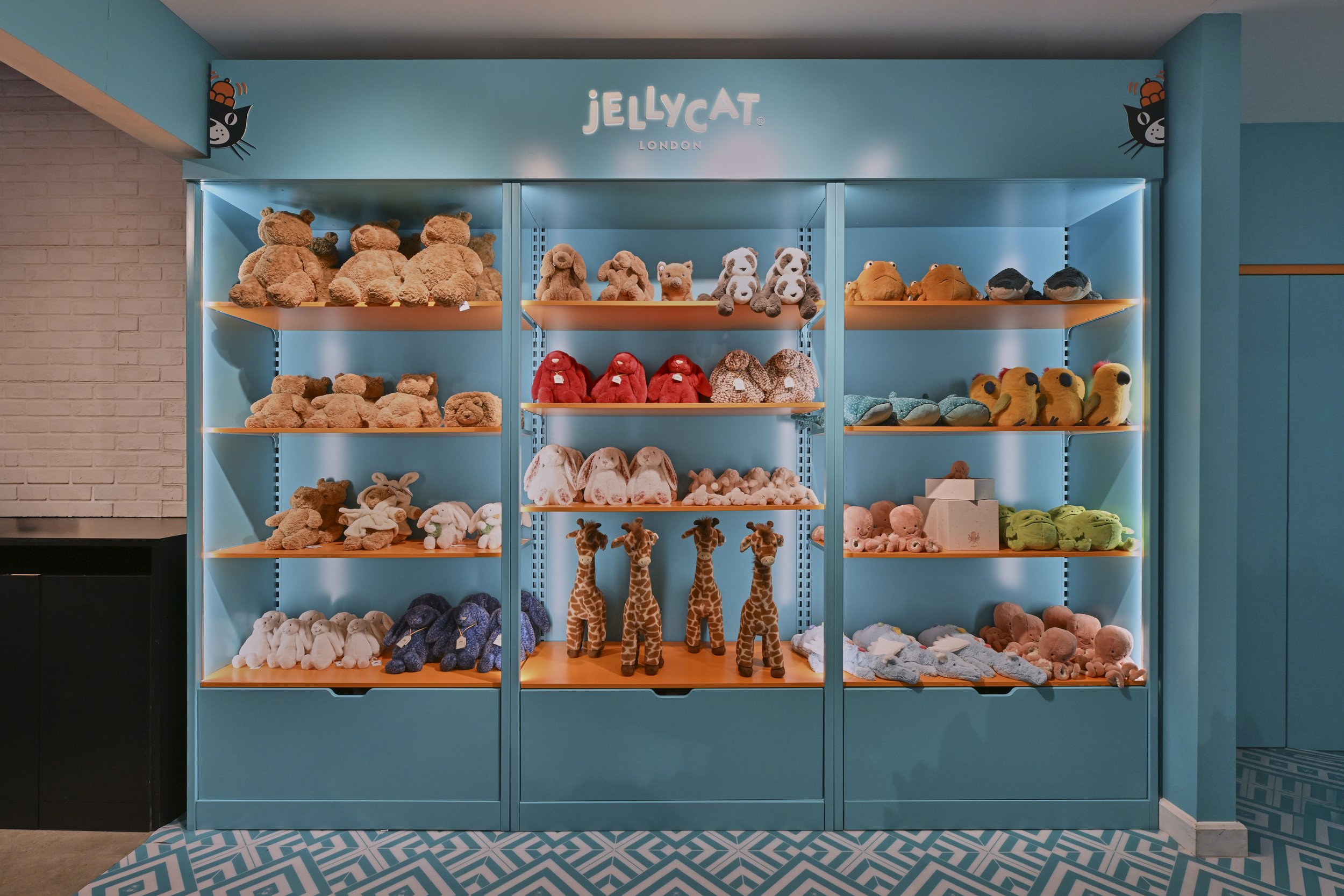 251112 JELLYCAT Sydney David Jones ©Esteban La Tessa EL1_9064.jpg