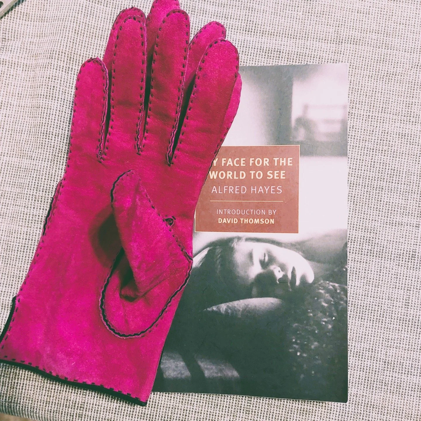 My Face for the World to See by Alfred Hayes

&quot;It had ebbed, gradually: the dream of the men watching her, and the limousine that never came. Reality, that thin membrane, covered the exposed nerve: the world, for what the world was, became again