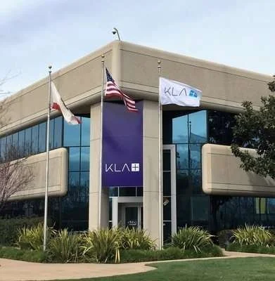 KLAC = 930-950 on Elliott wave 3 breakout