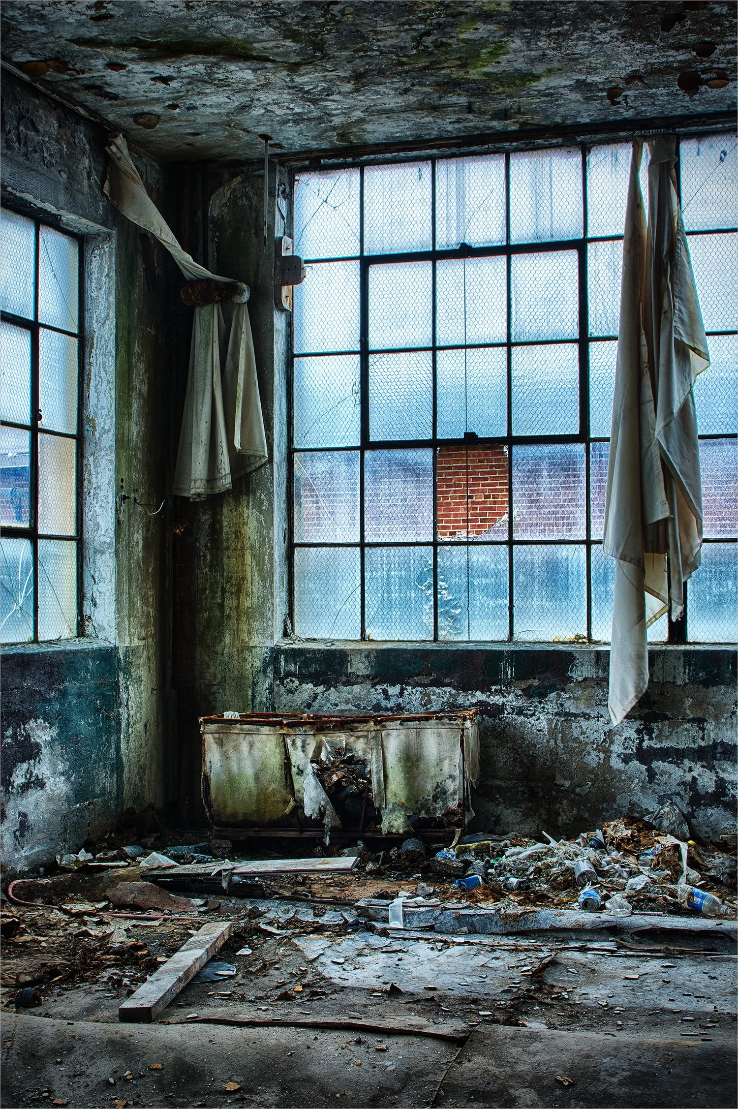 Cornered    Scranton Lace Factory     Scranton, PA