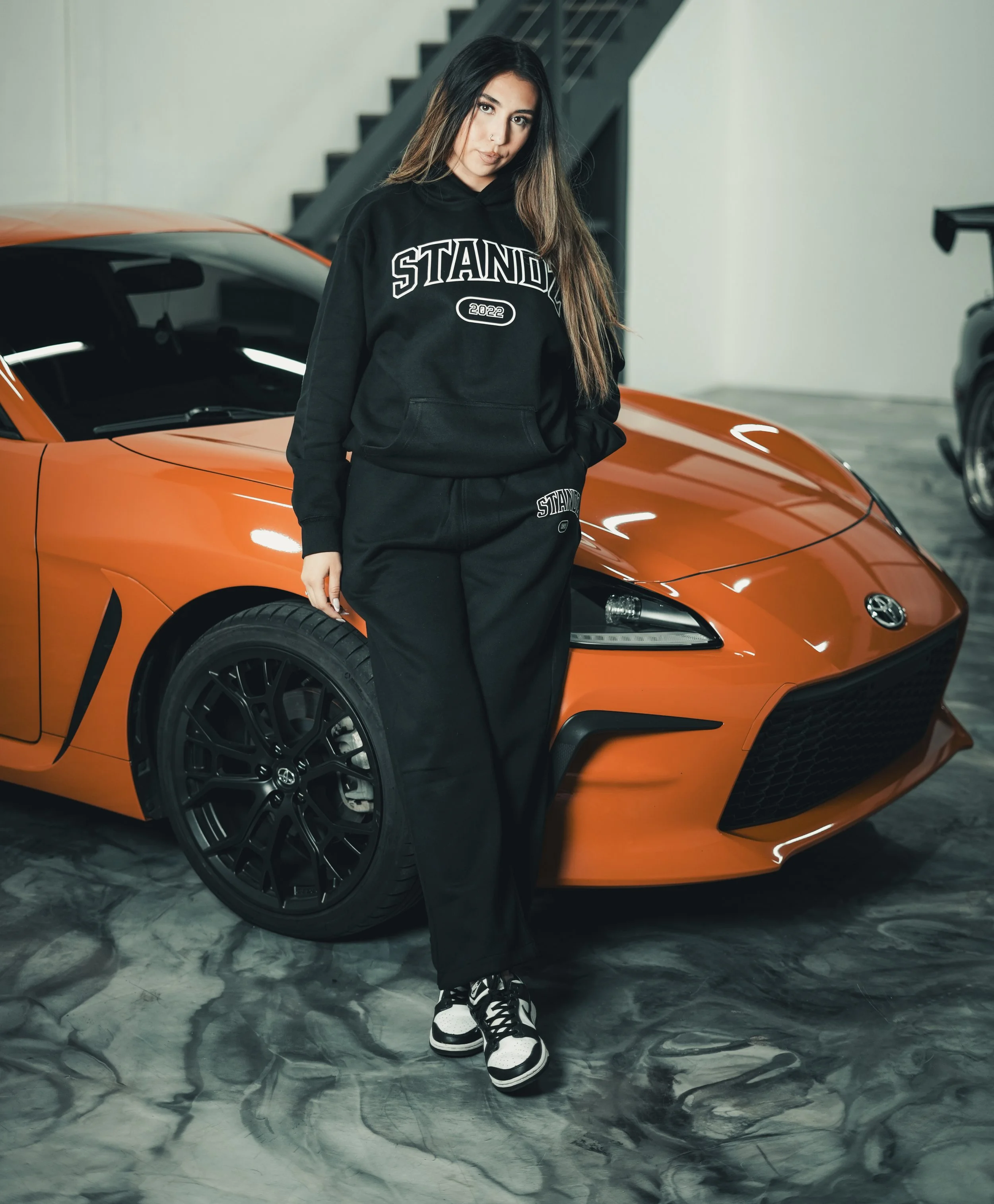 STANDZ UNIVERSITY HOODIE & SWEATPANTS (BLACK)